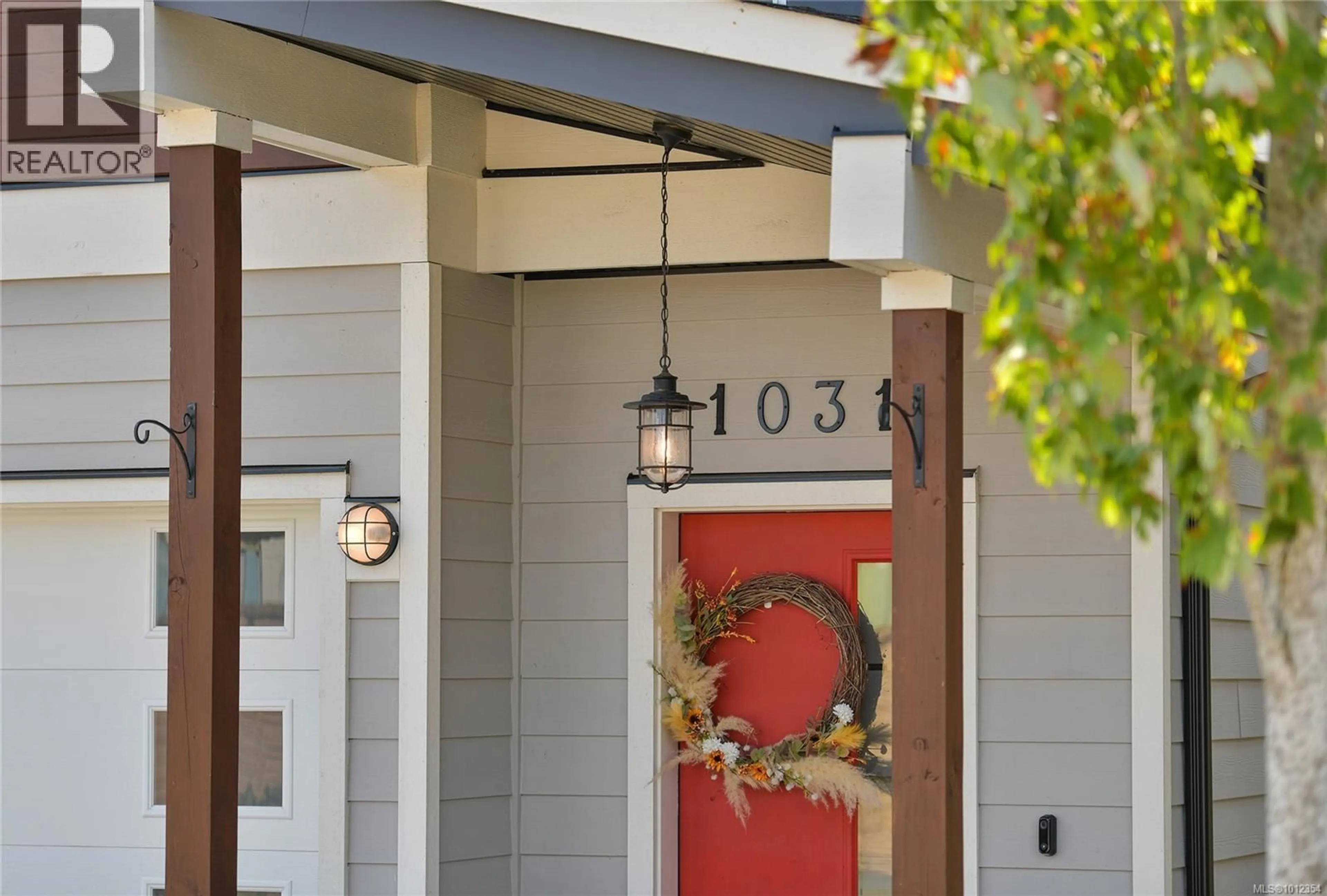 Indoor entryway for 1031 FOXWOOD PLACE, Langford British Columbia V9C0H5