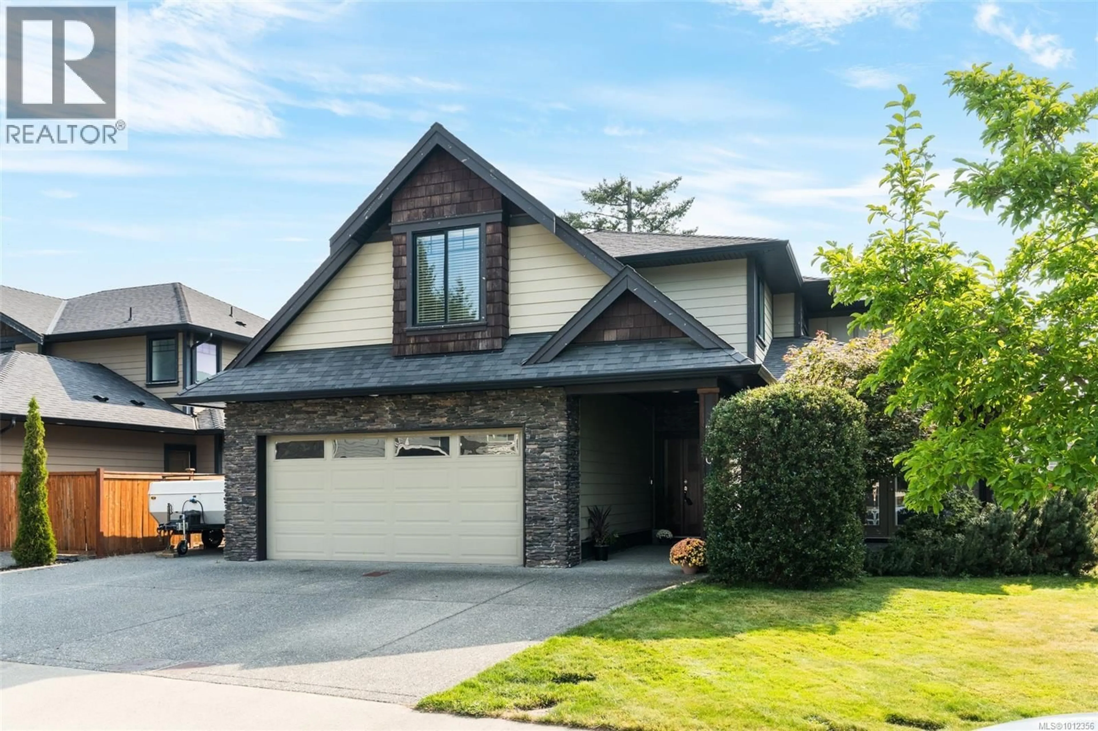 Home with vinyl exterior material, street for 770 EGRET CLOSE, Langford British Columbia V9B0R1