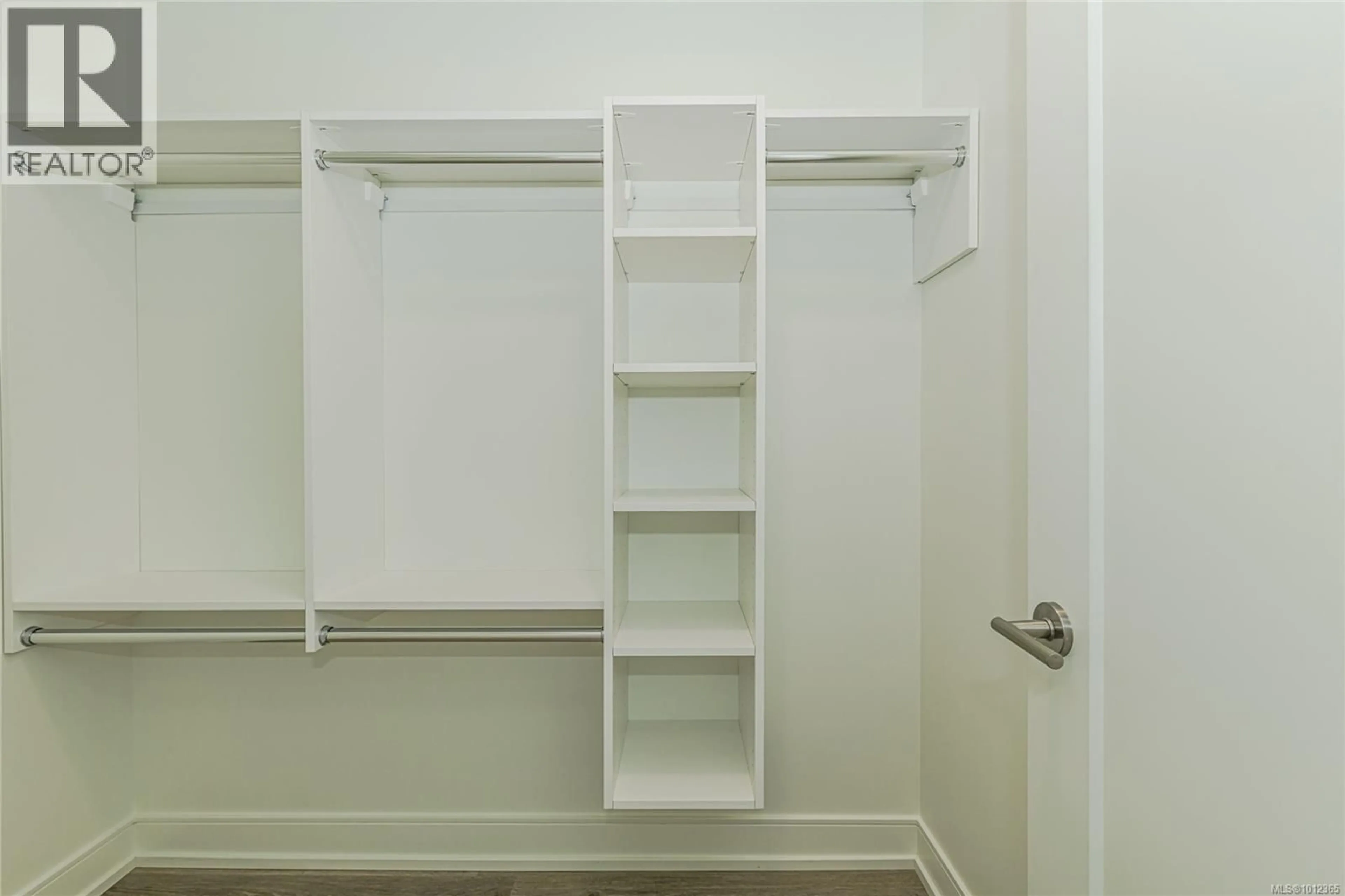 Storage room or clothes room or walk-in closet for 905 - 1628 STORE STREET, Victoria British Columbia V8W0H1