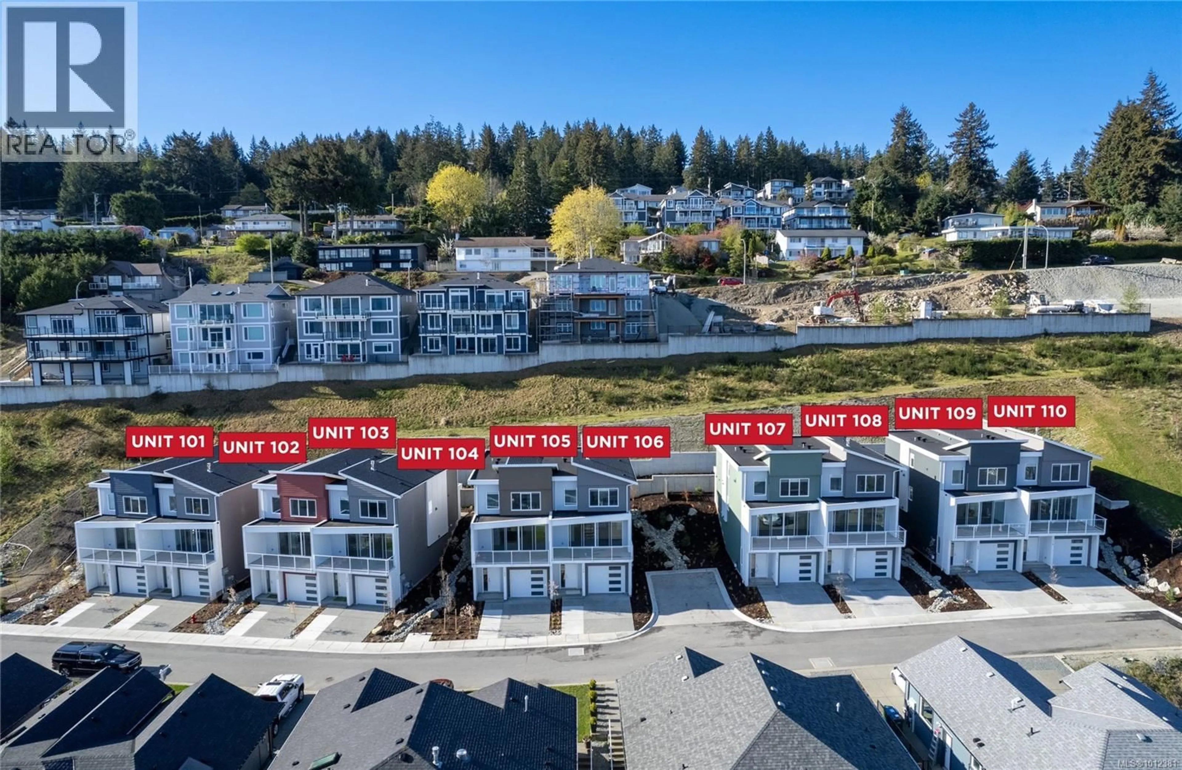 A pic from outside/outdoor area/front of a property/back of a property/a pic from drone, water/lake/river/ocean view for 107 - 151 ROYAL PACIFIC WAY, Nanaimo British Columbia V9T0B9