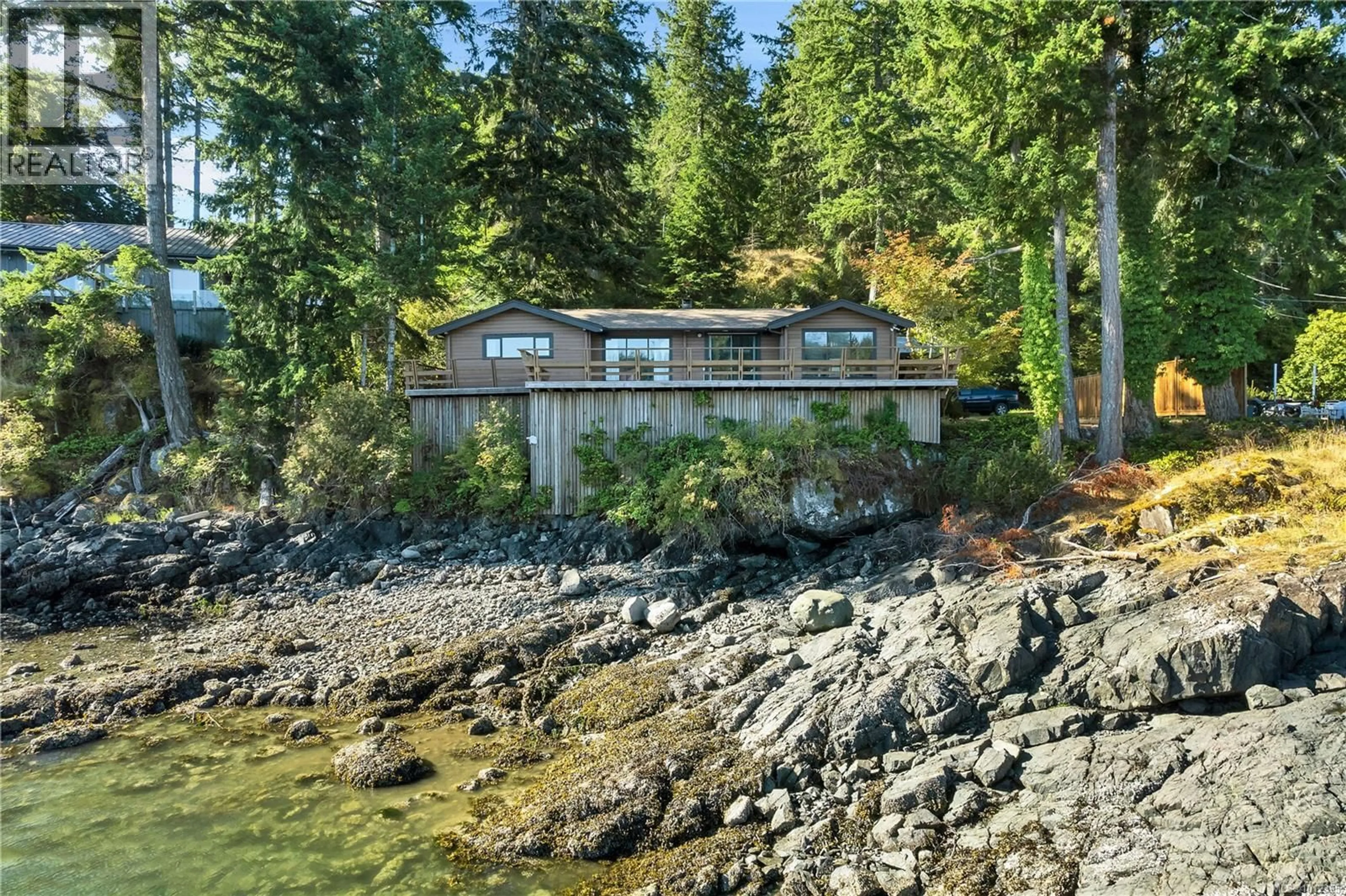Home with vinyl exterior material, water/lake/river/ocean view for 1030 VARGAS ROAD, Quadra Island British Columbia V0P1N0