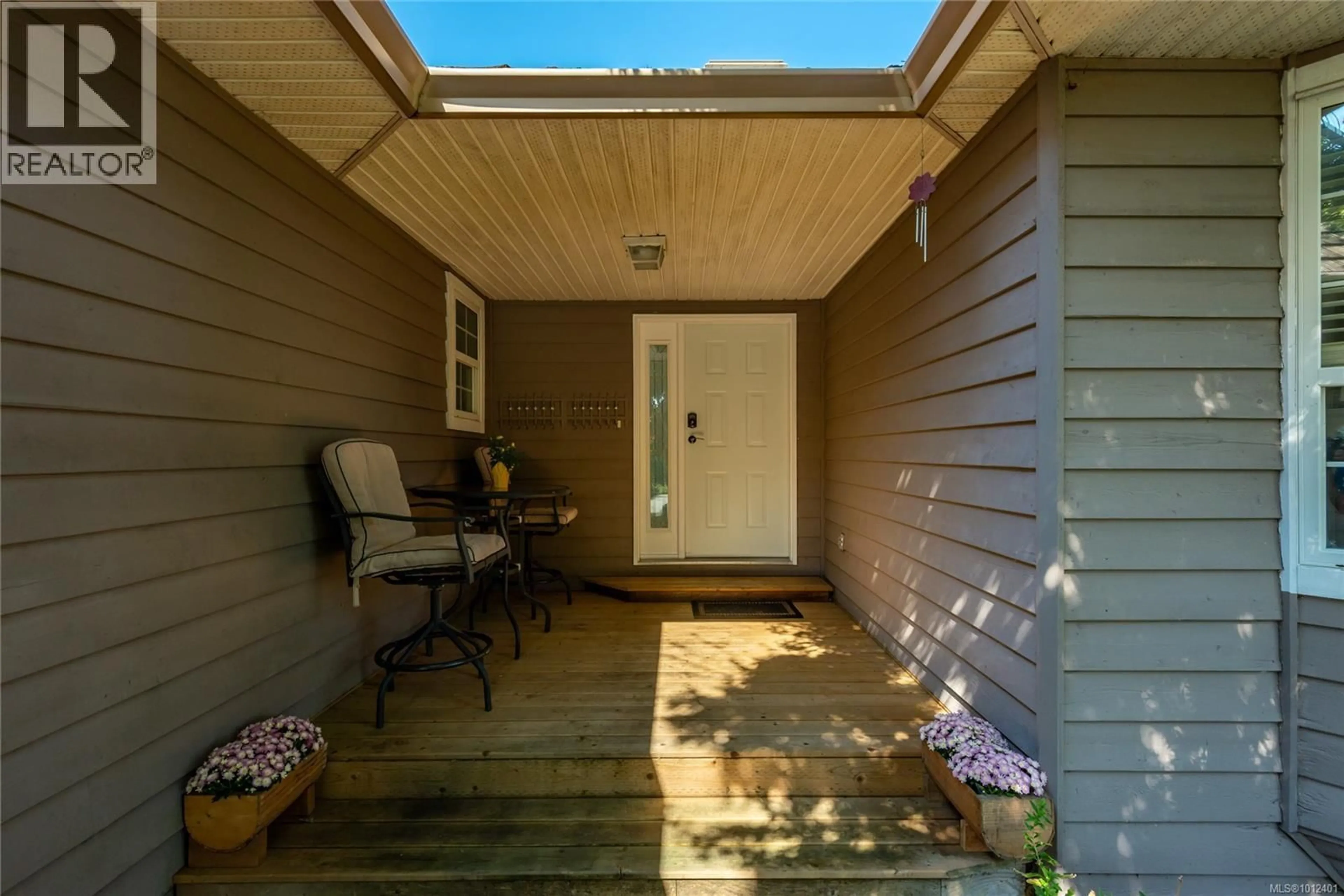Unknown for 2702 EDEN STREET, Campbell River British Columbia V9H1S7