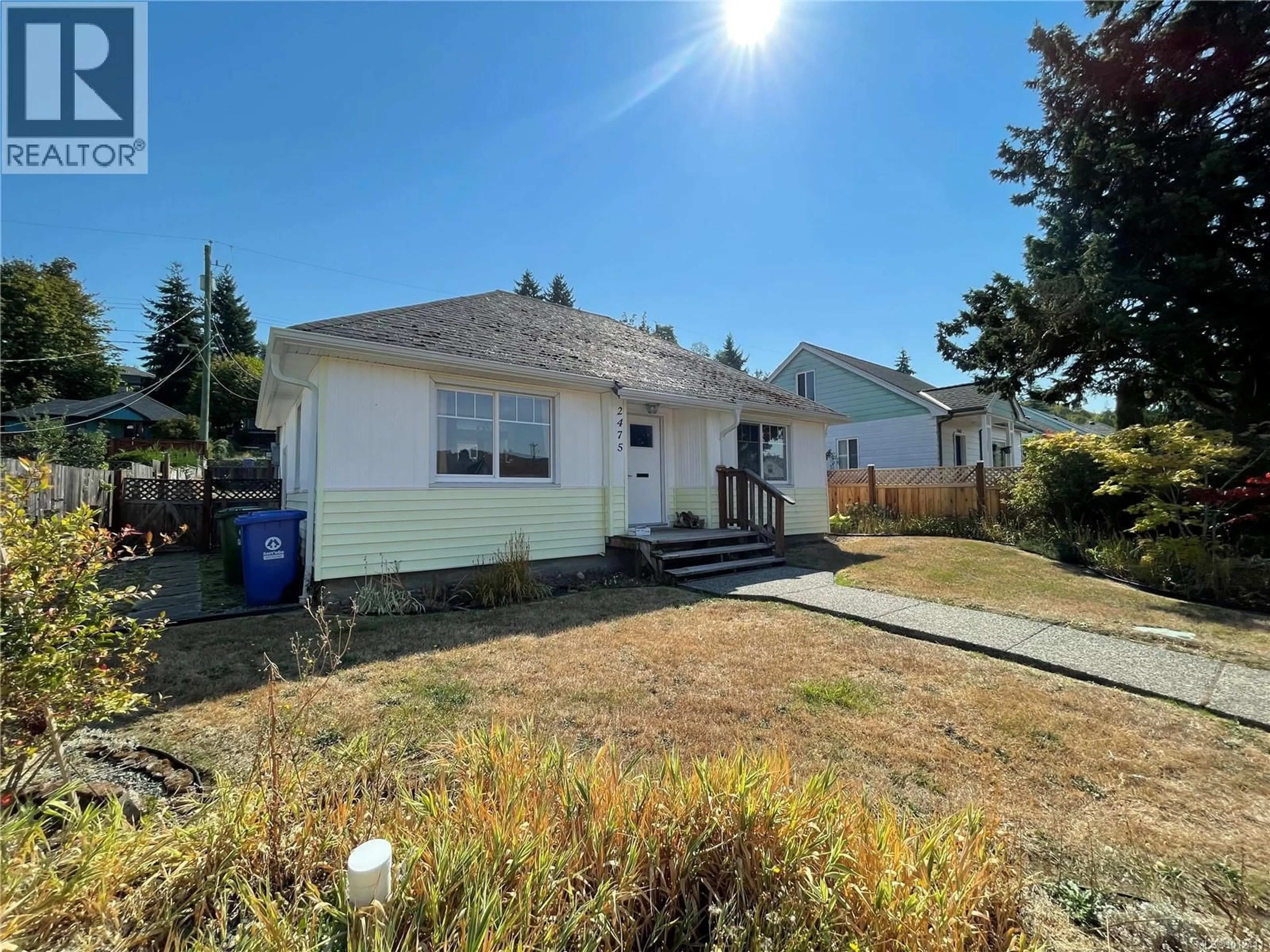 A pic from outside/outdoor area/front of a property/back of a property/a pic from drone, street for 2475 11TH AVENUE, Port Alberni British Columbia V9Y2S2