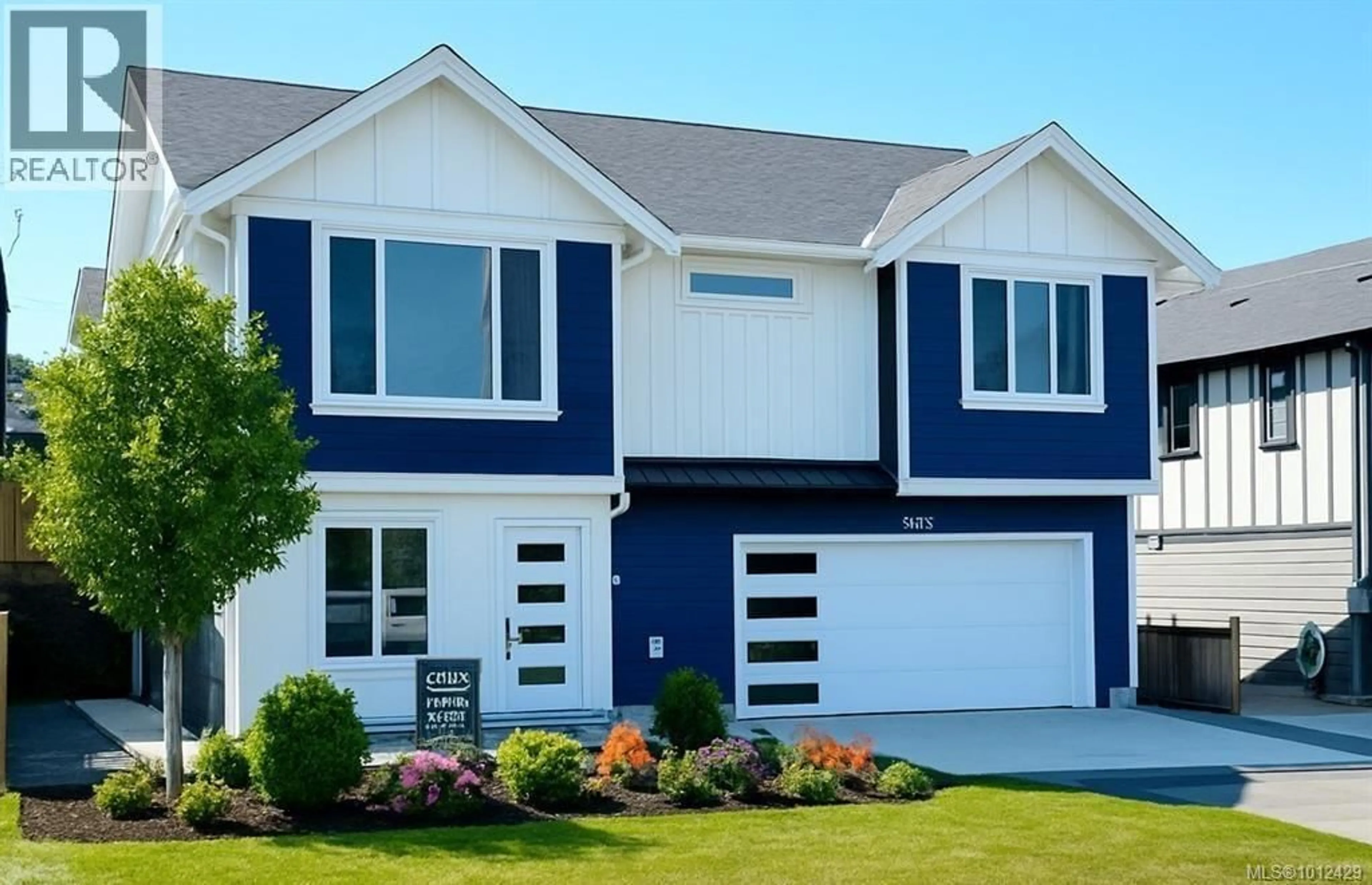 Home with vinyl exterior material, street for 7072 CENTRAL SAANICH ROAD, Central Saanich British Columbia V8M1Y3