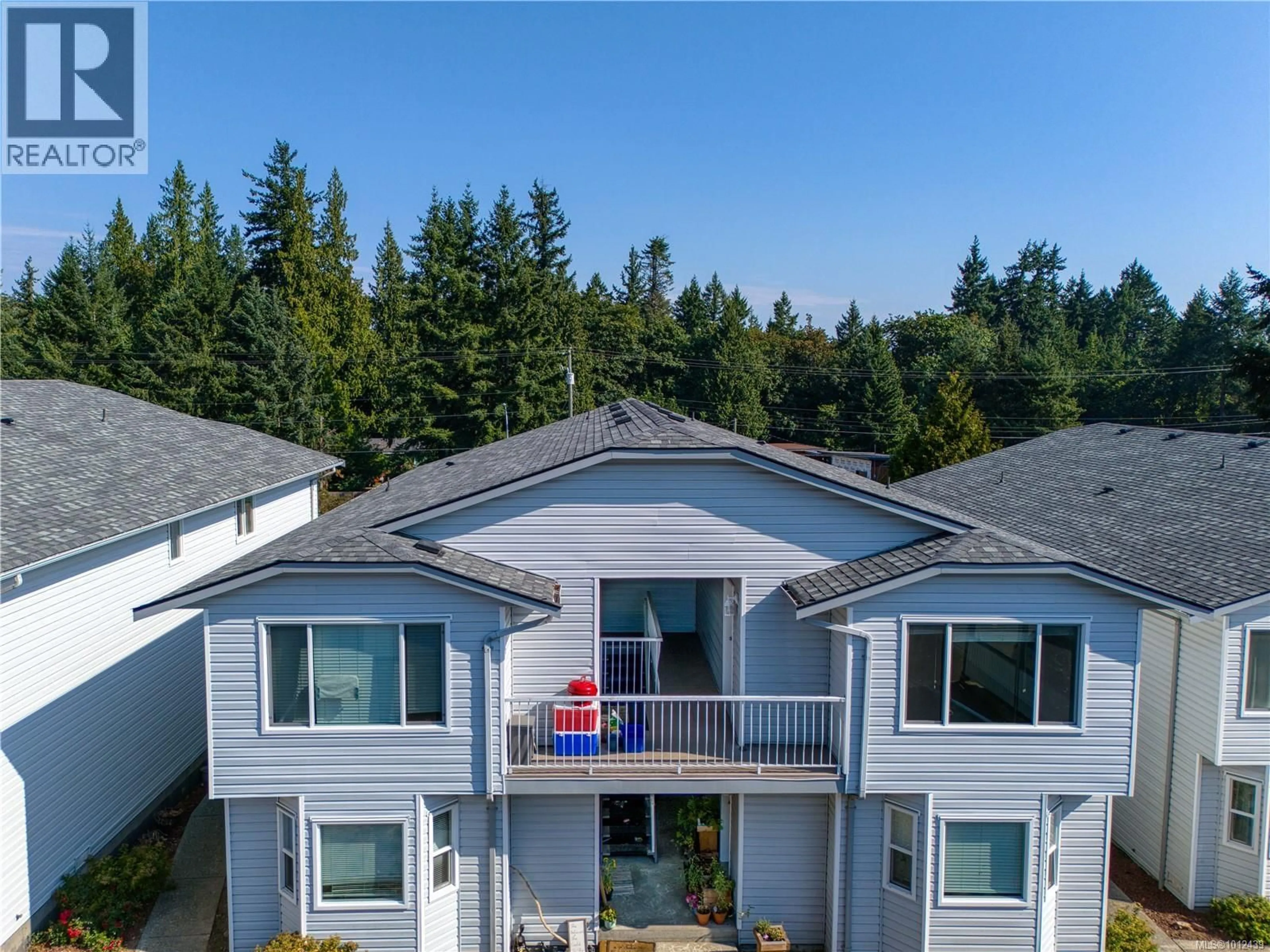 A pic from outside/outdoor area/front of a property/back of a property/a pic from drone, unknown for 36 - 262 HARWELL ROAD, Nanaimo British Columbia V9R6V1