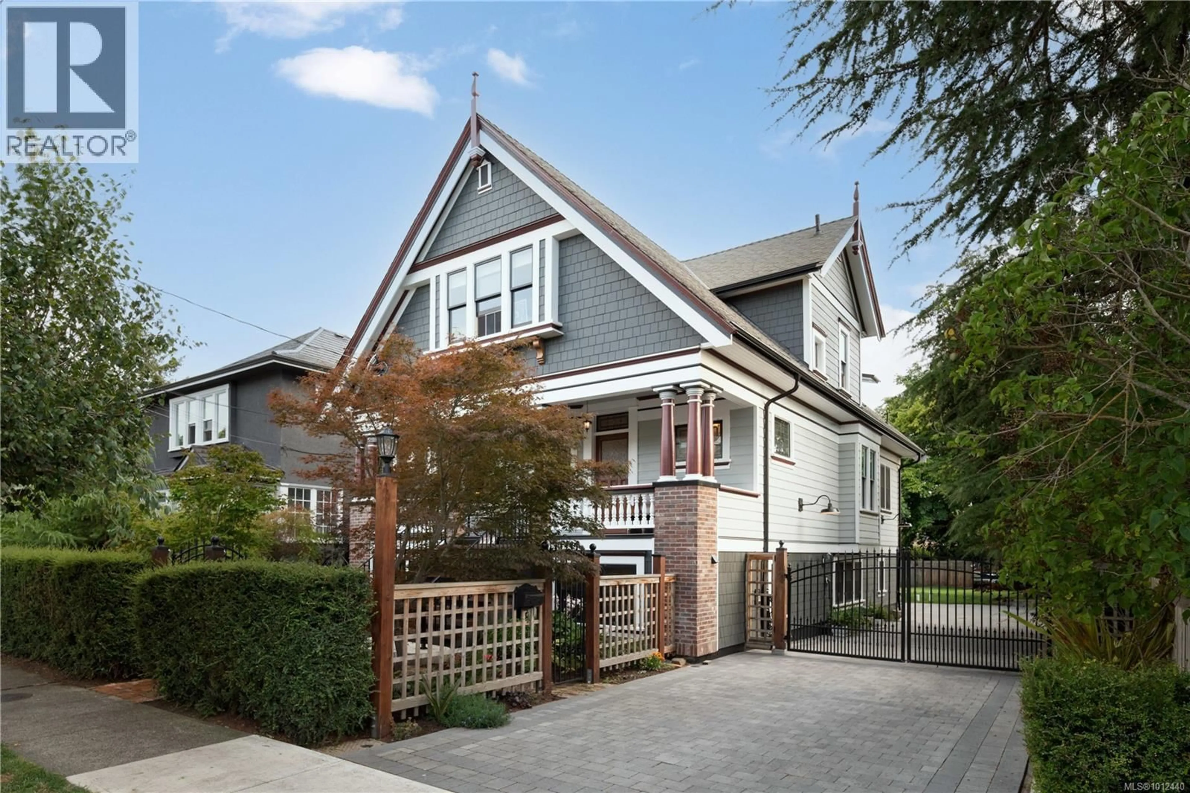 Home with brick exterior material, street for 1215 RICHARDSON STREET, Victoria British Columbia V8V3C9