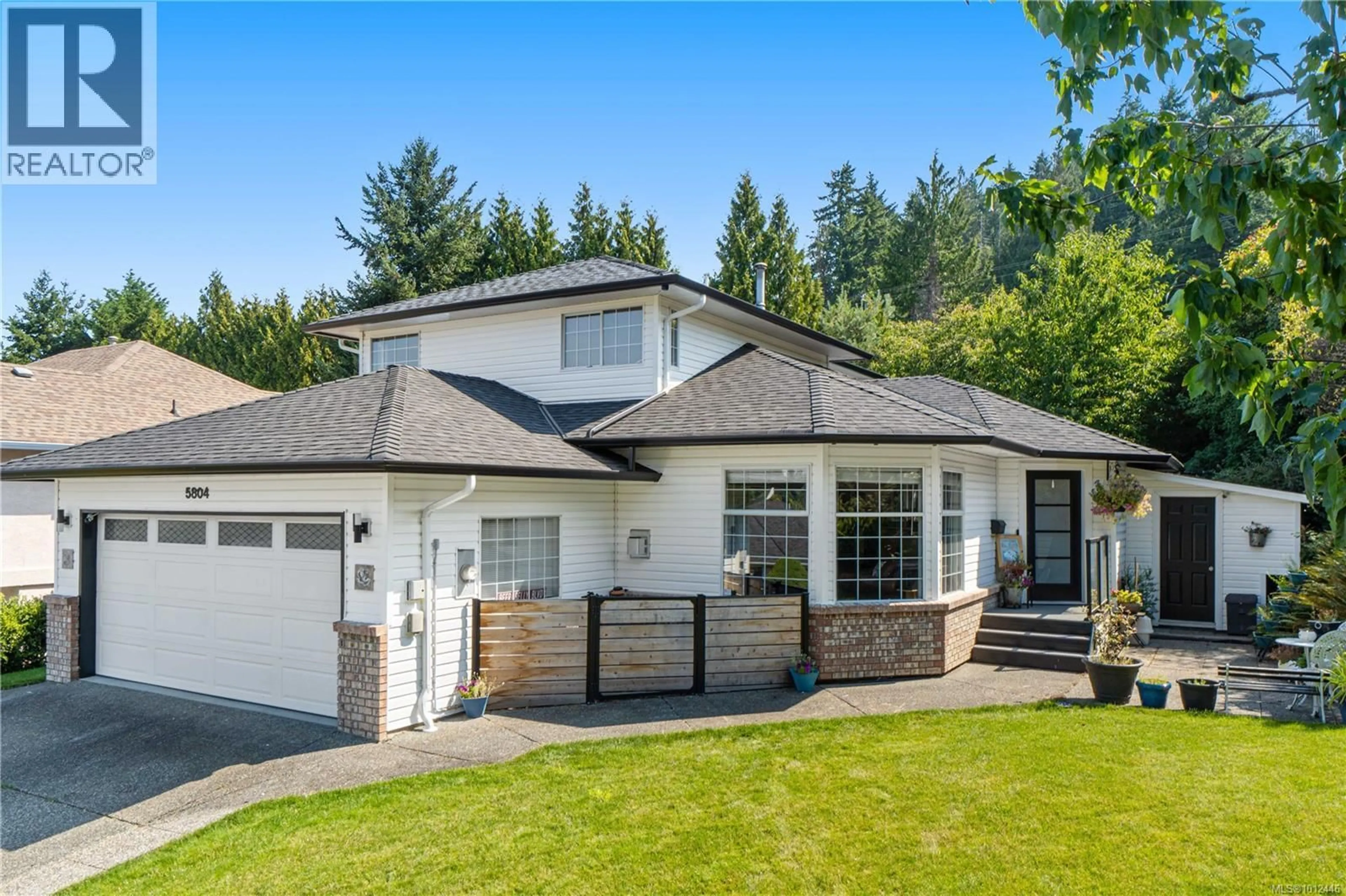 Home with vinyl exterior material, street for 5804 TWEEDSMUIR CRESCENT, Nanaimo British Columbia V9T5Y6