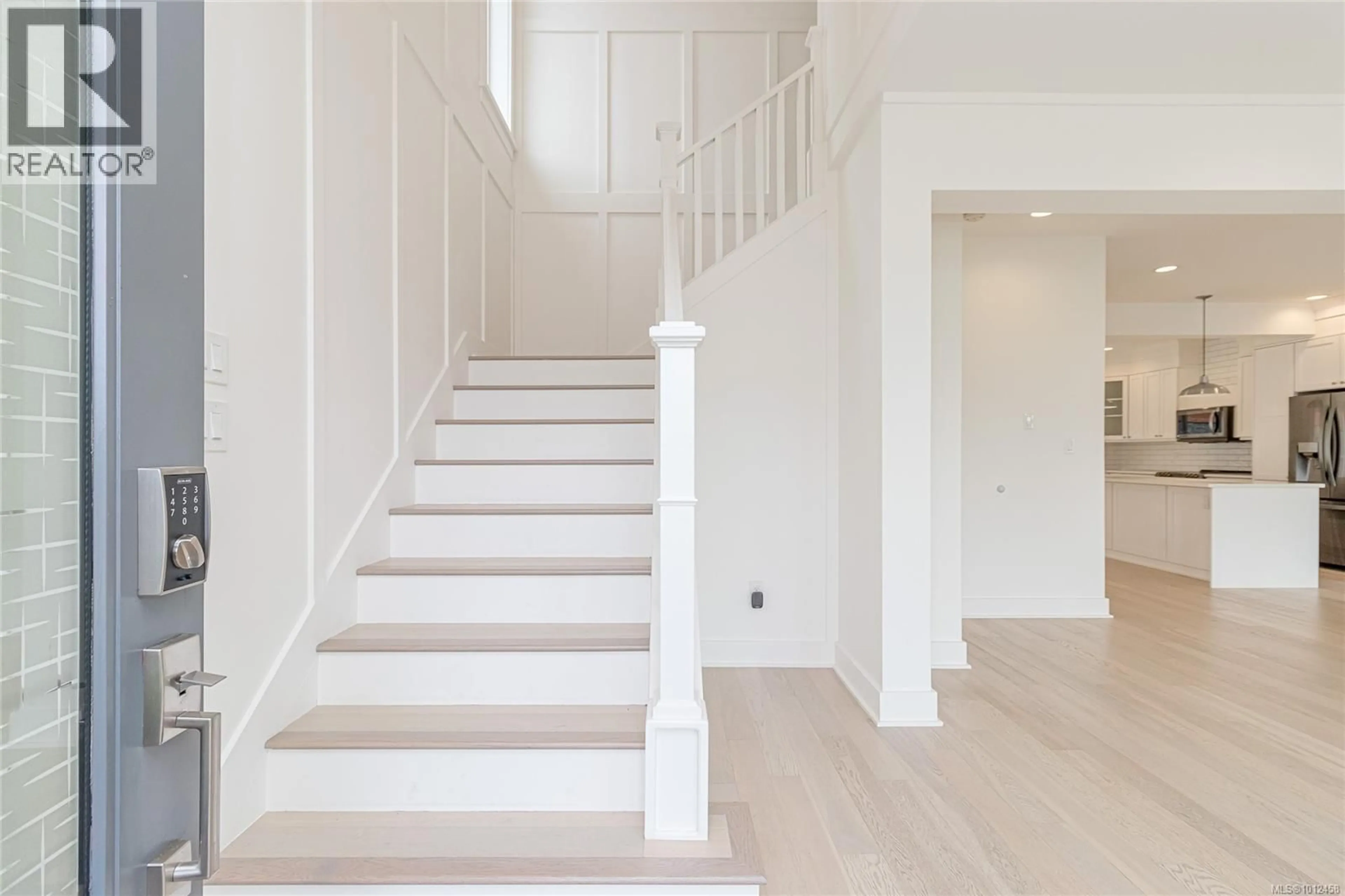 Stairs for 4619 MALLARD WAY, Cowichan Bay British Columbia V0R1N1