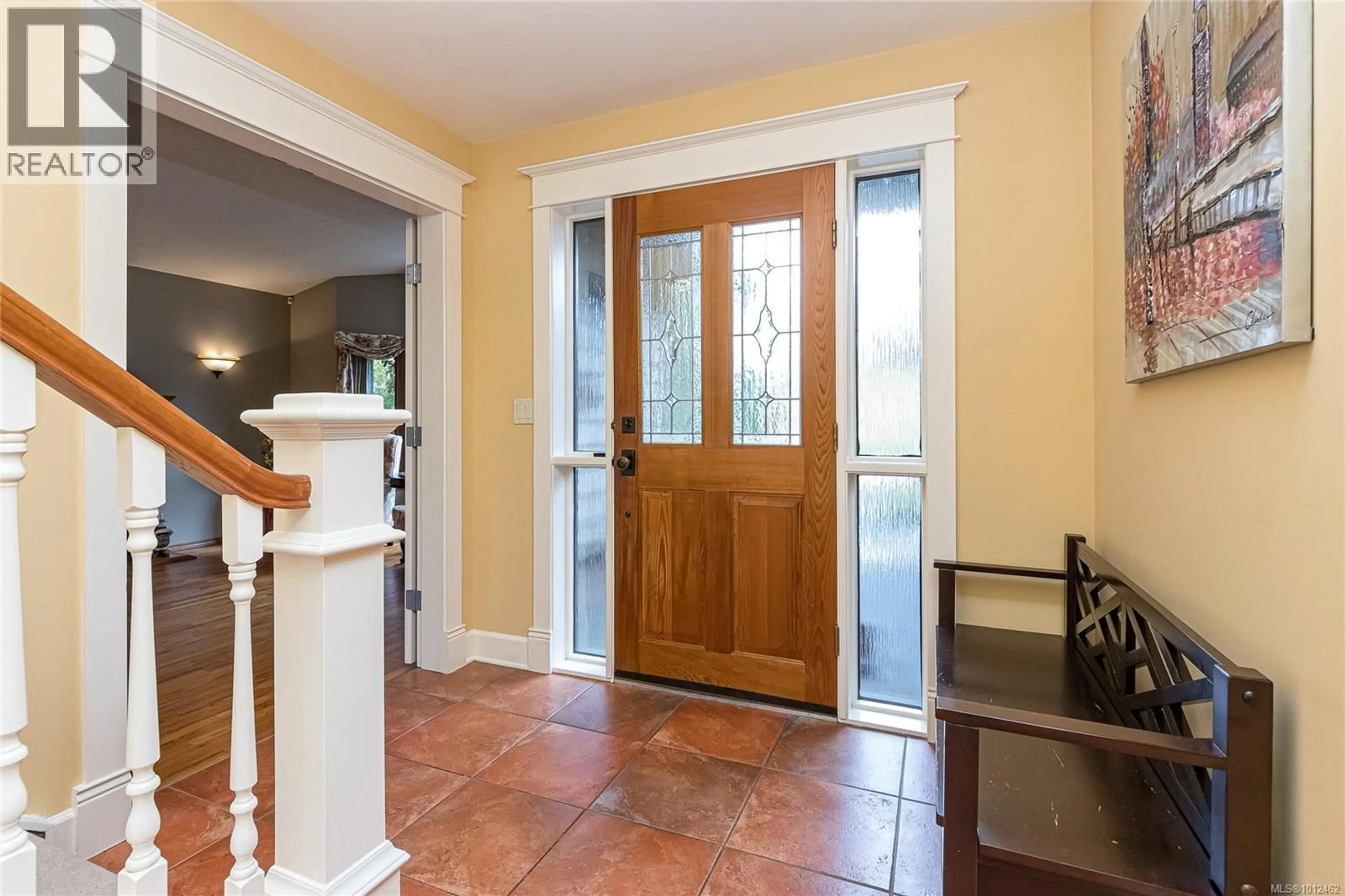 Indoor entryway for 4971 HIGHGATE ROAD, Saanich British Columbia V8Y1V9
