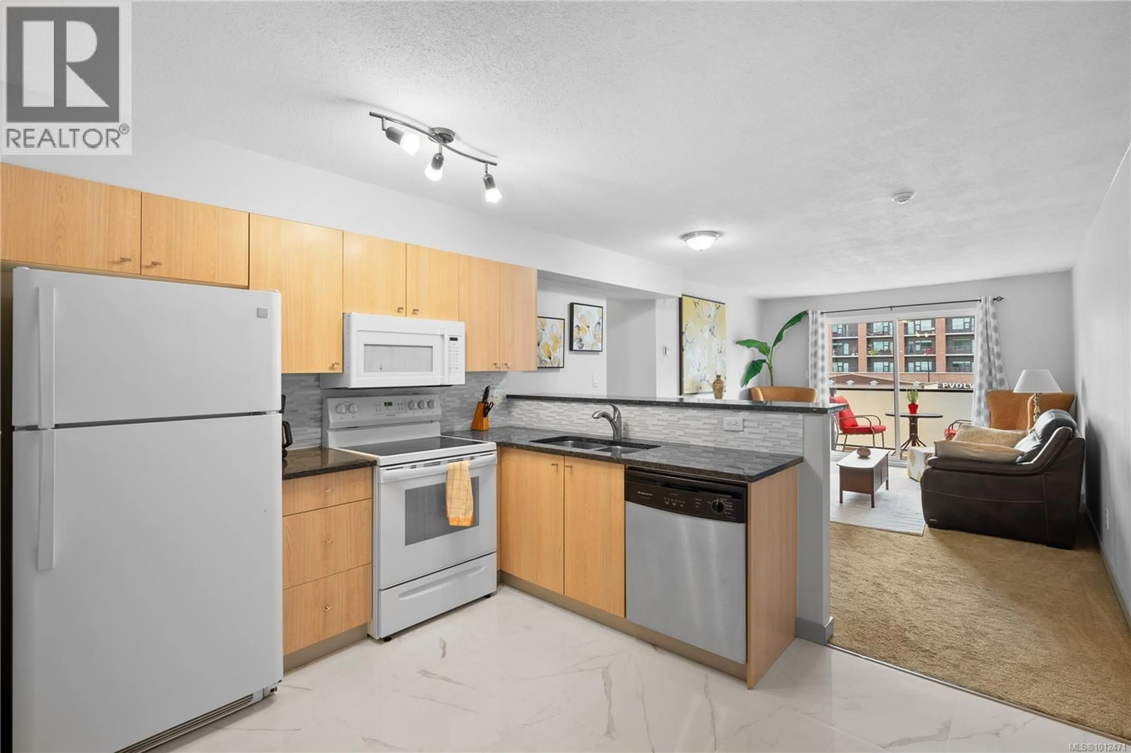 Standard kitchen, unknown for 311 - 827 NORTH PARK STREET, Victoria British Columbia V8W3Y3
