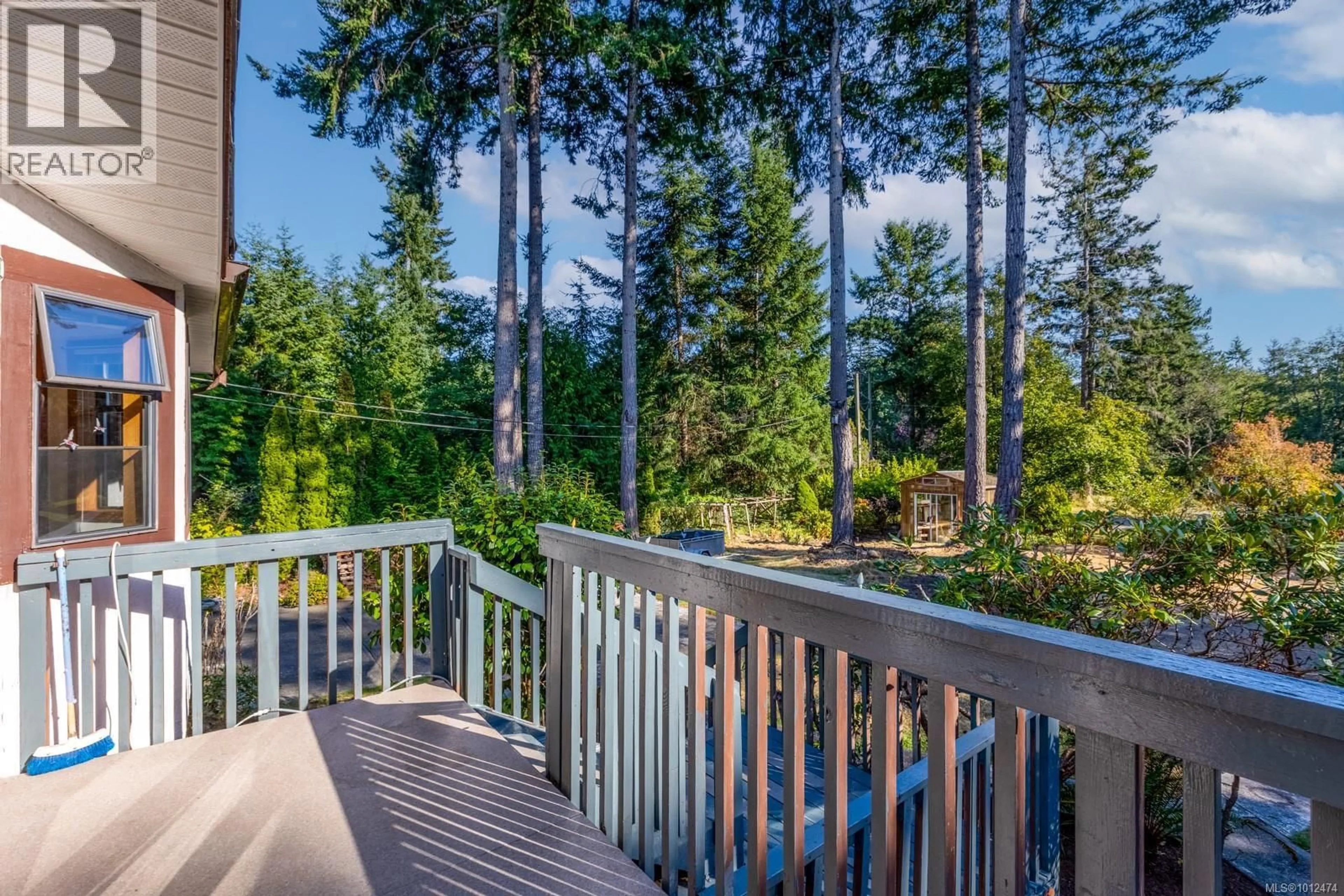 Patio, forest/trees view for 1771 FERN ROAD, Courtenay British Columbia V9J1W7