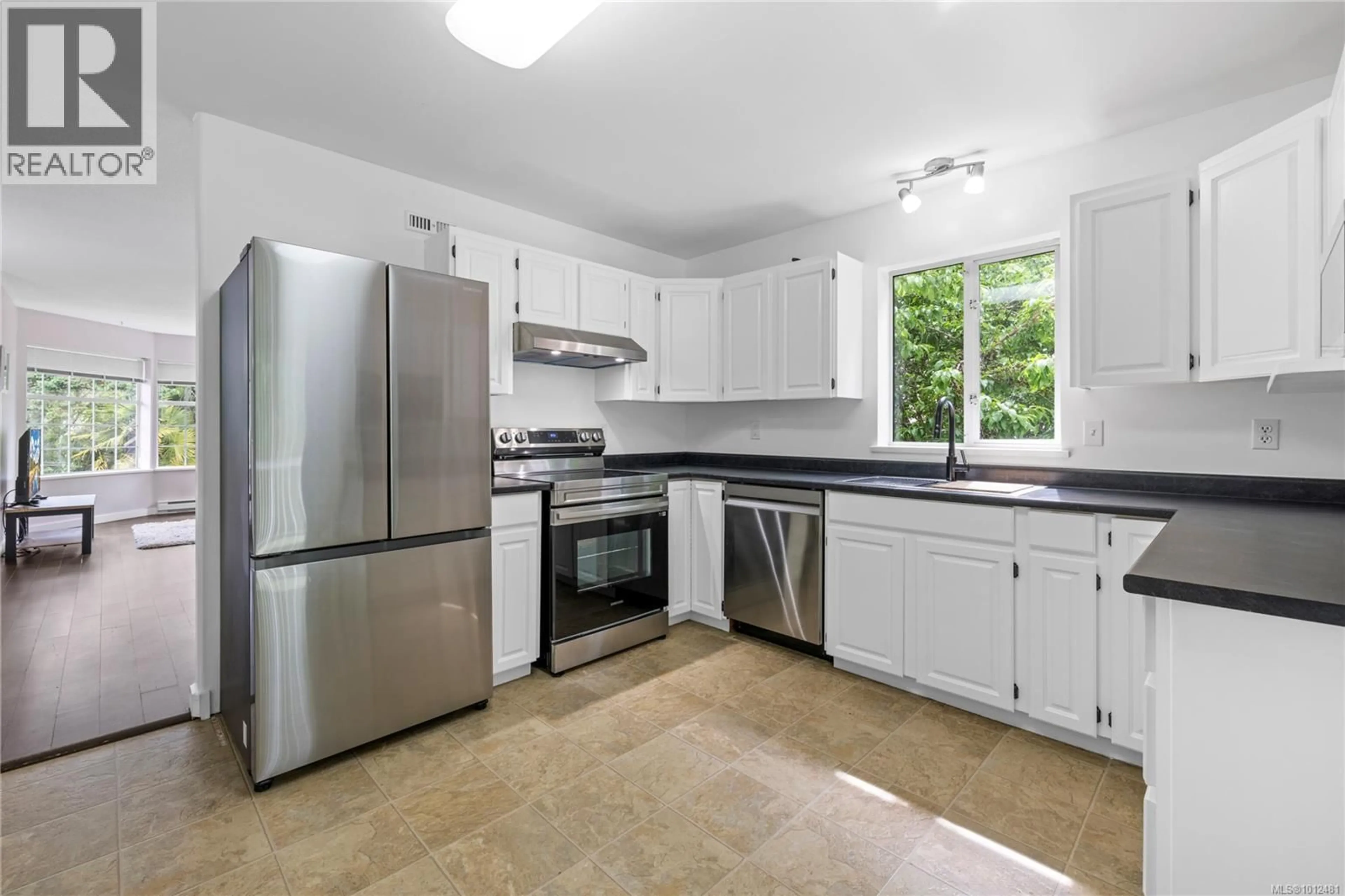 Standard kitchen, ceramic/tile floor for 1333 CARMEL PLACE, Nanoose Bay British Columbia V9P9B8