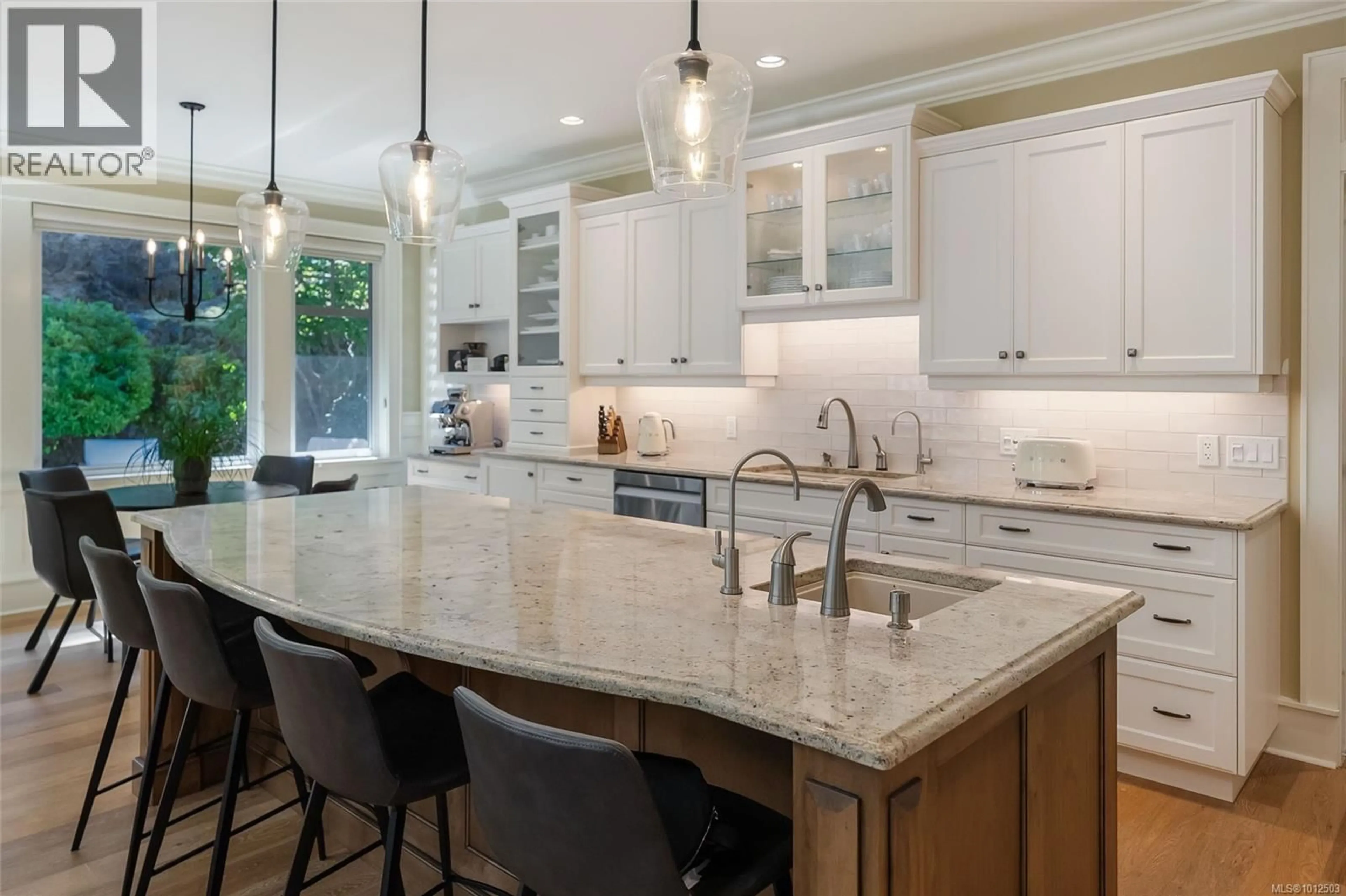 Open concept kitchen, ceramic/tile floor for 2328 EVANSHIRE CRESCENT, Nanoose Bay British Columbia V9P9G6