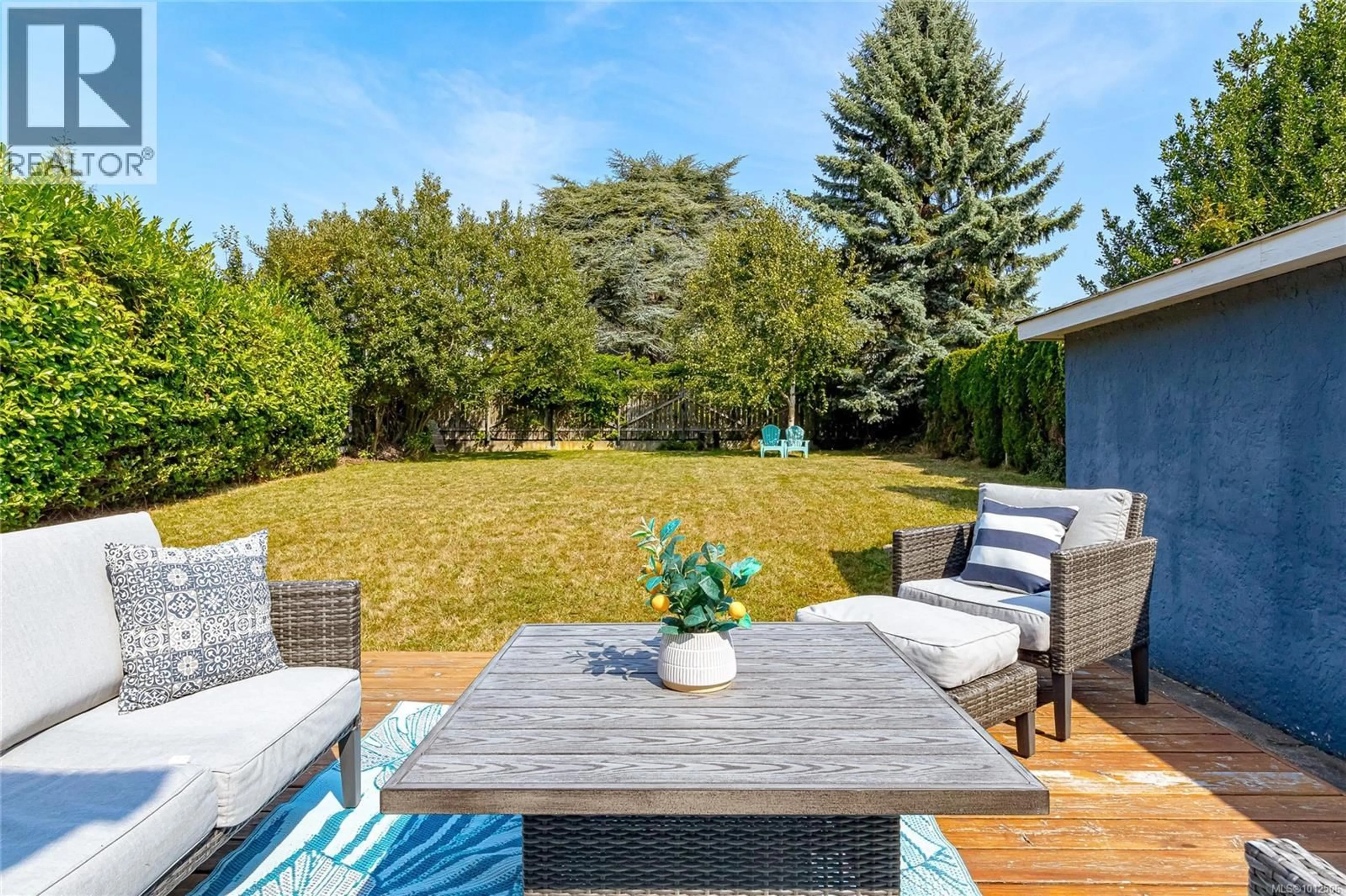 Patio, unknown for 1472 HAMLEY STREET, Victoria British Columbia V8S1N1