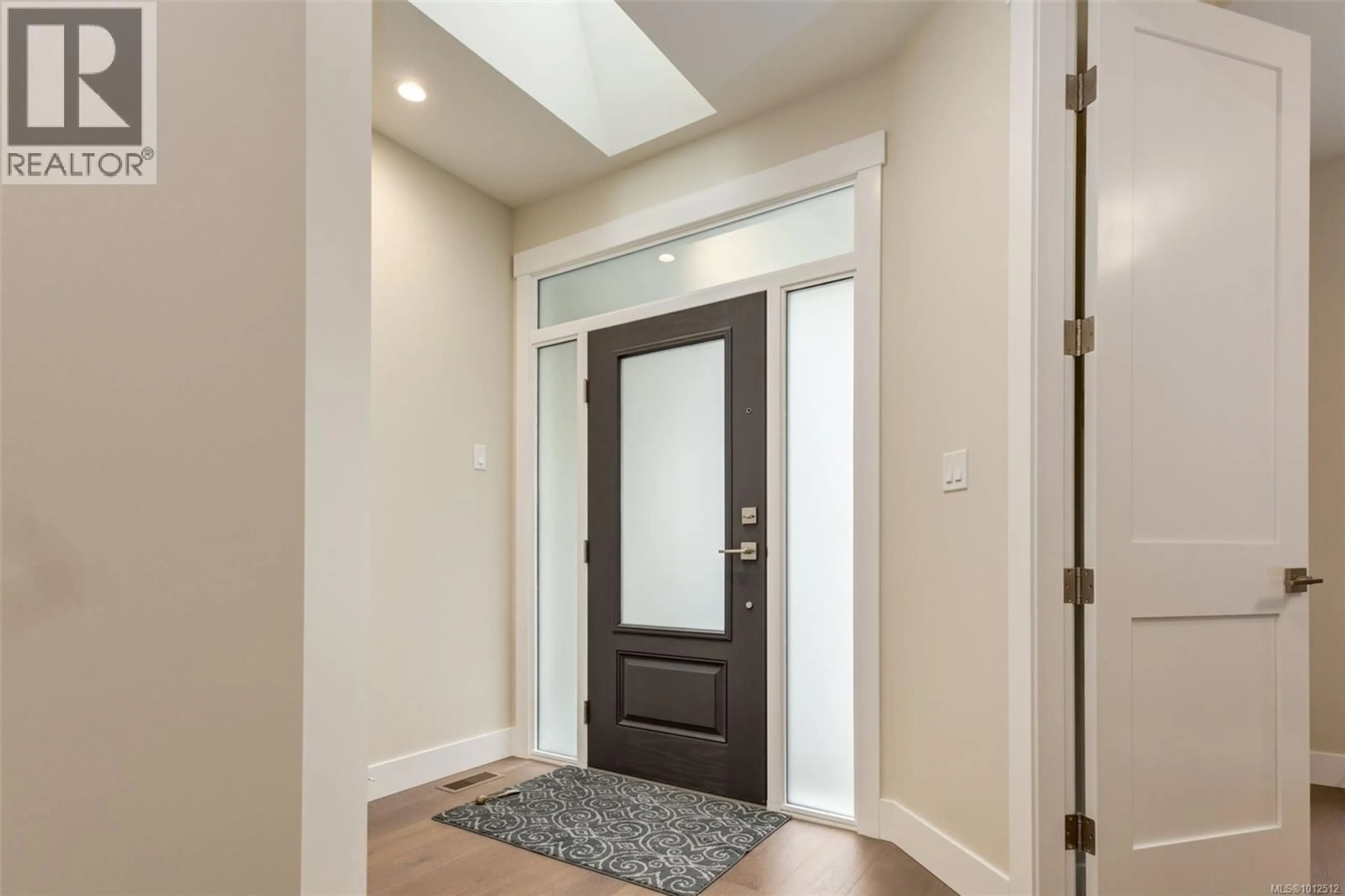 Indoor entryway for 1189 LEE ROAD, Parksville British Columbia V9P2L2