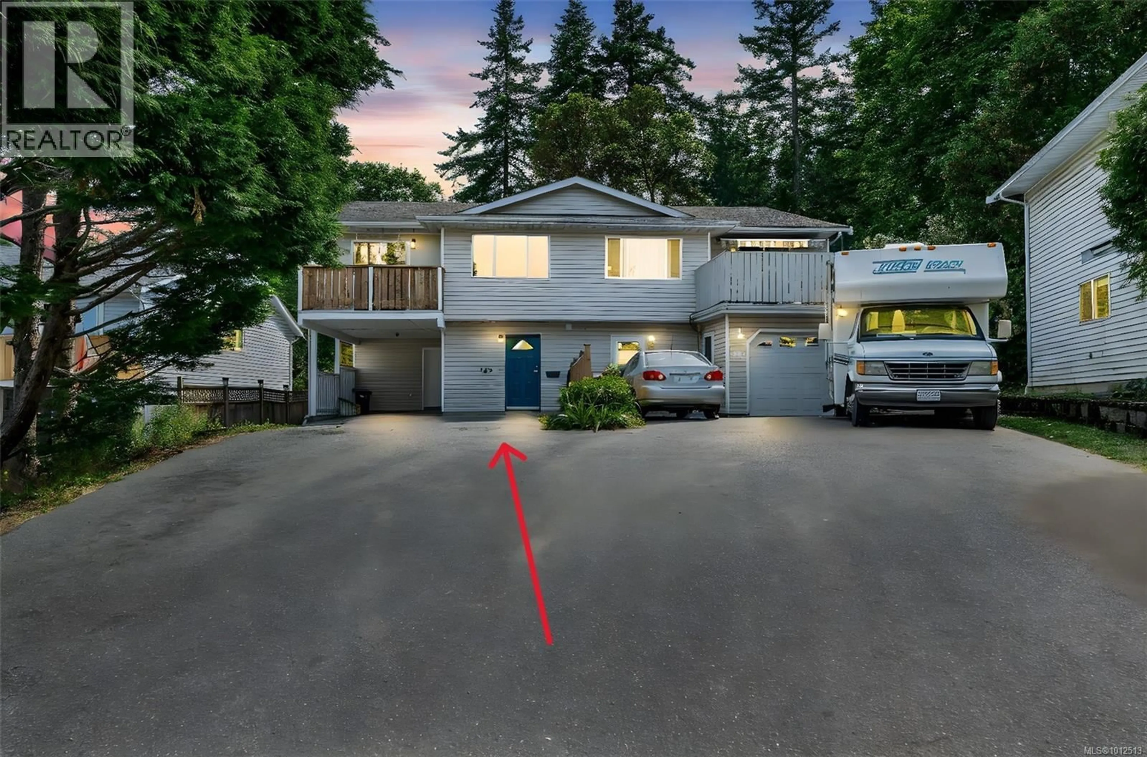 A pic from outside/outdoor area/front of a property/back of a property/a pic from drone, street for 363 KISLINGBURY LANE, View Royal British Columbia V9B5R2