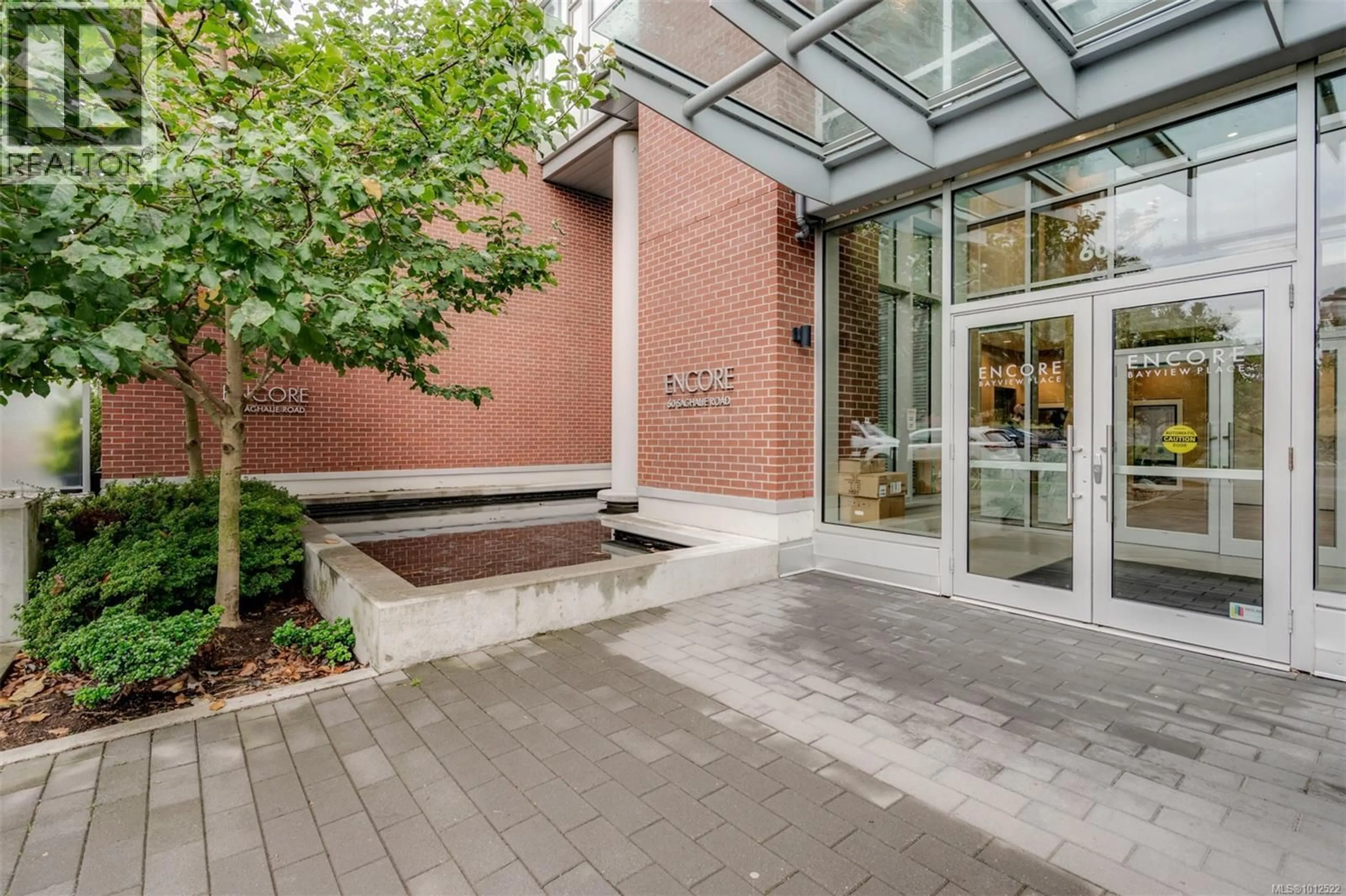 Indoor foyer for 304 - 60 SAGHALIE ROAD, Victoria British Columbia V9A0H1