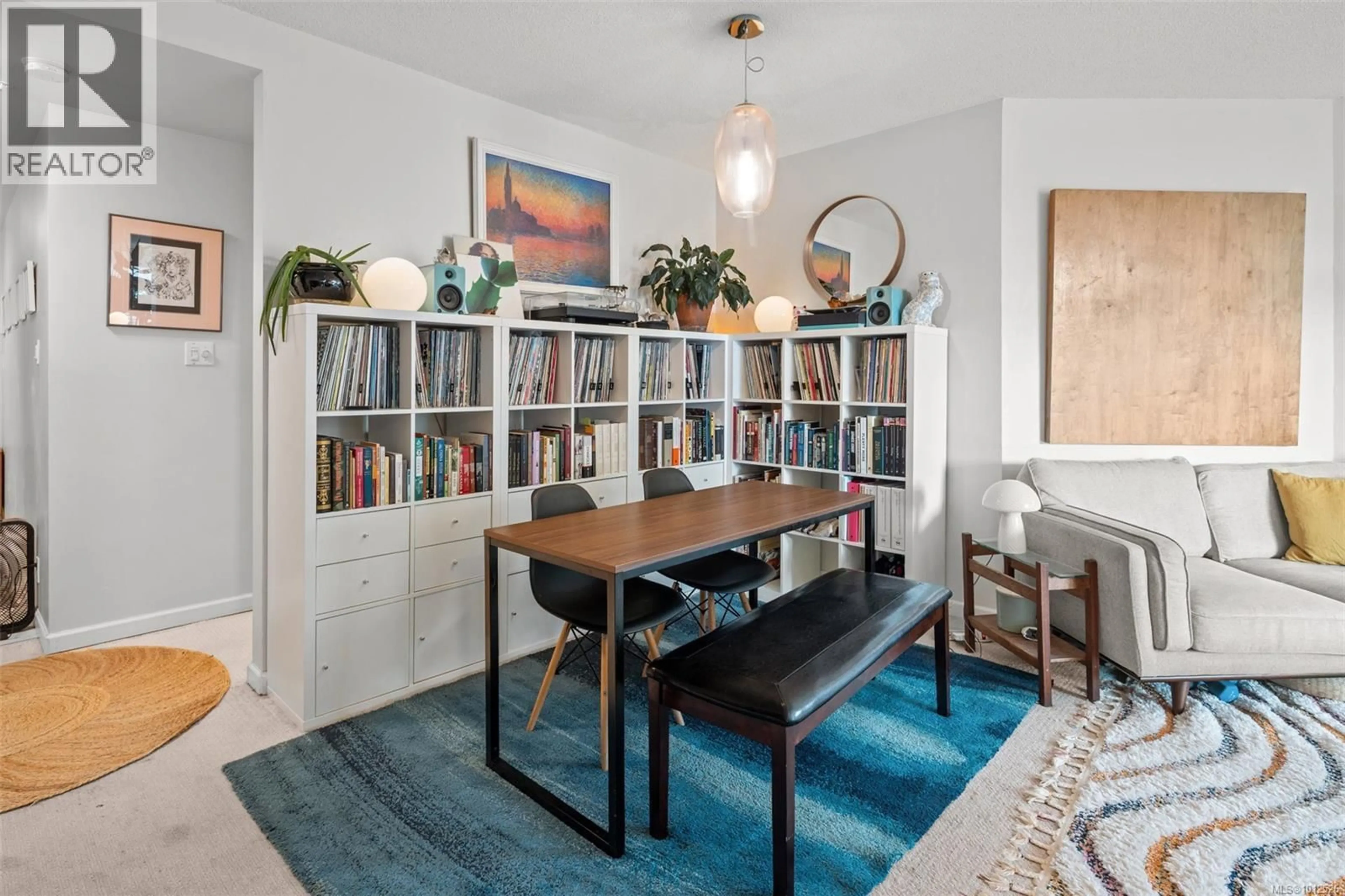 Unknown for 408 - 1010 VIEW STREET, Victoria British Columbia V8V4Y3