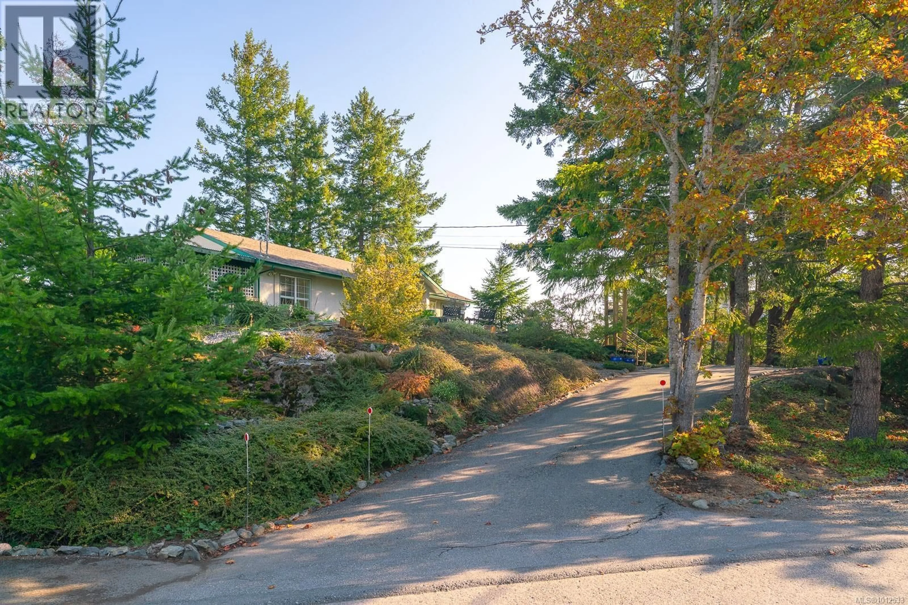 Patio, unknown for 1300 LANGARA DRIVE, Nanaimo British Columbia V9R6A8