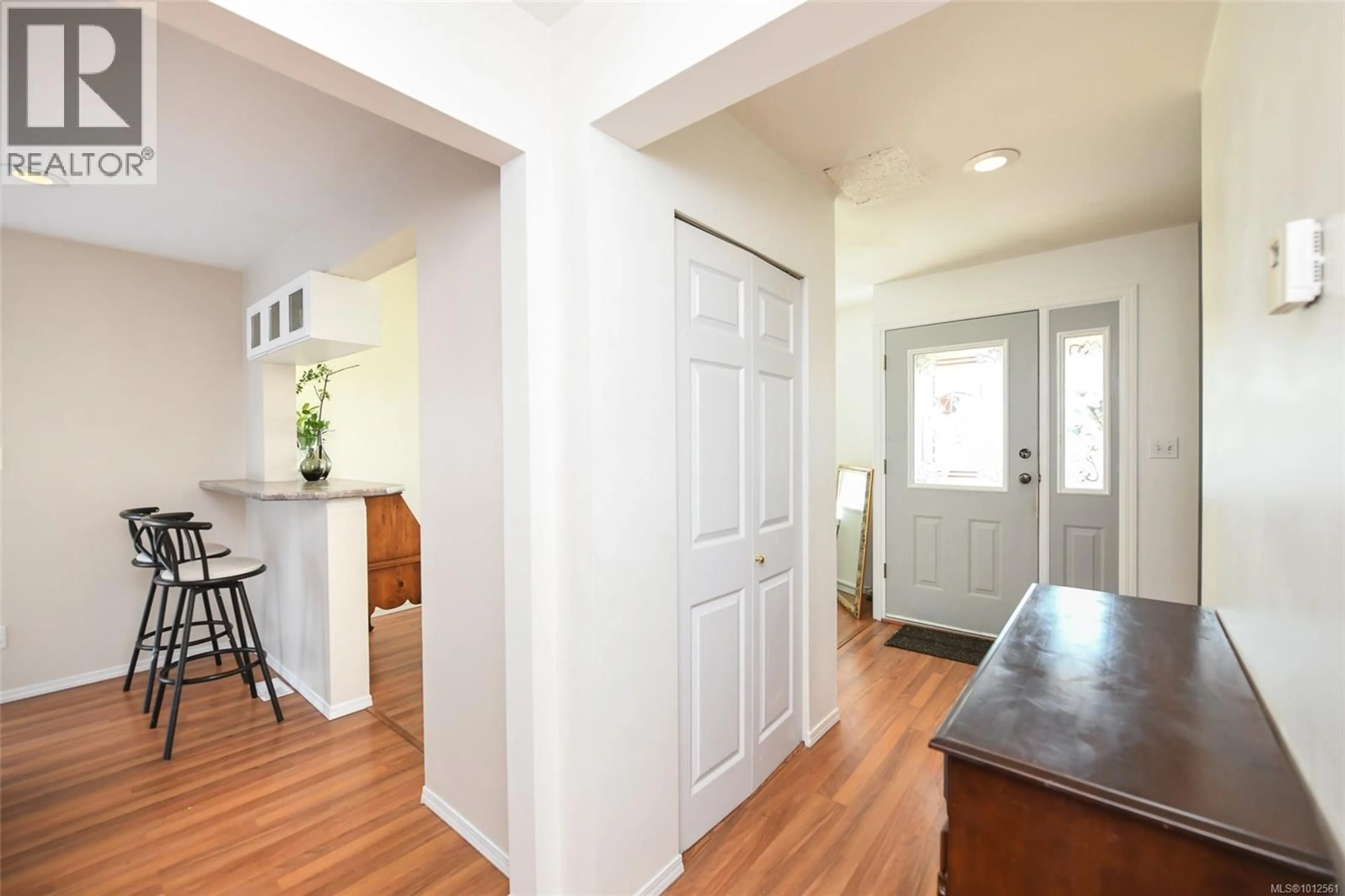Indoor entryway for B - 1188 LEWIS AVENUE, Courtenay British Columbia V9N1V1