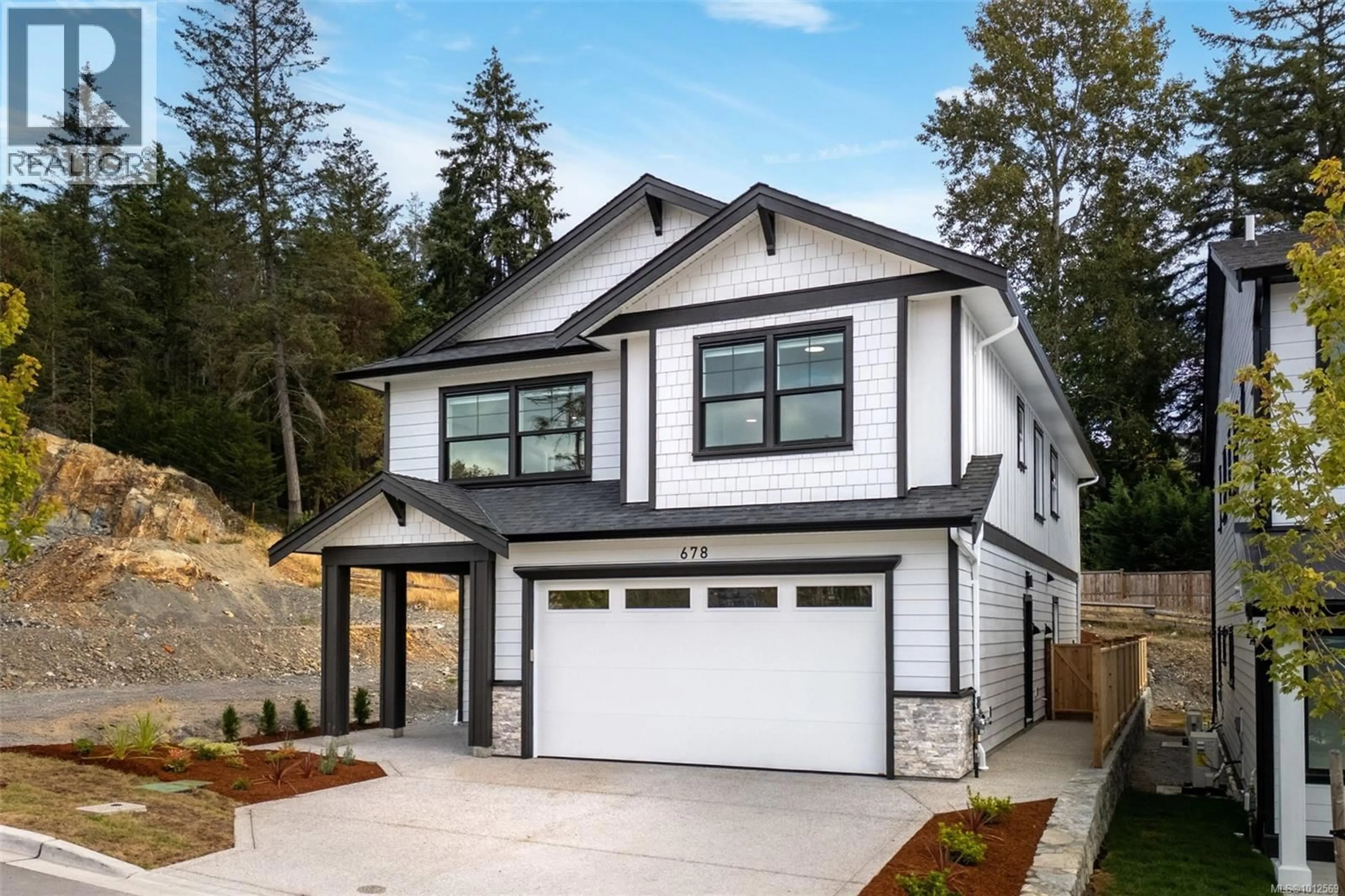 Home with vinyl exterior material, street for 678 MADRONA PLACE, Langford British Columbia V9B6C6