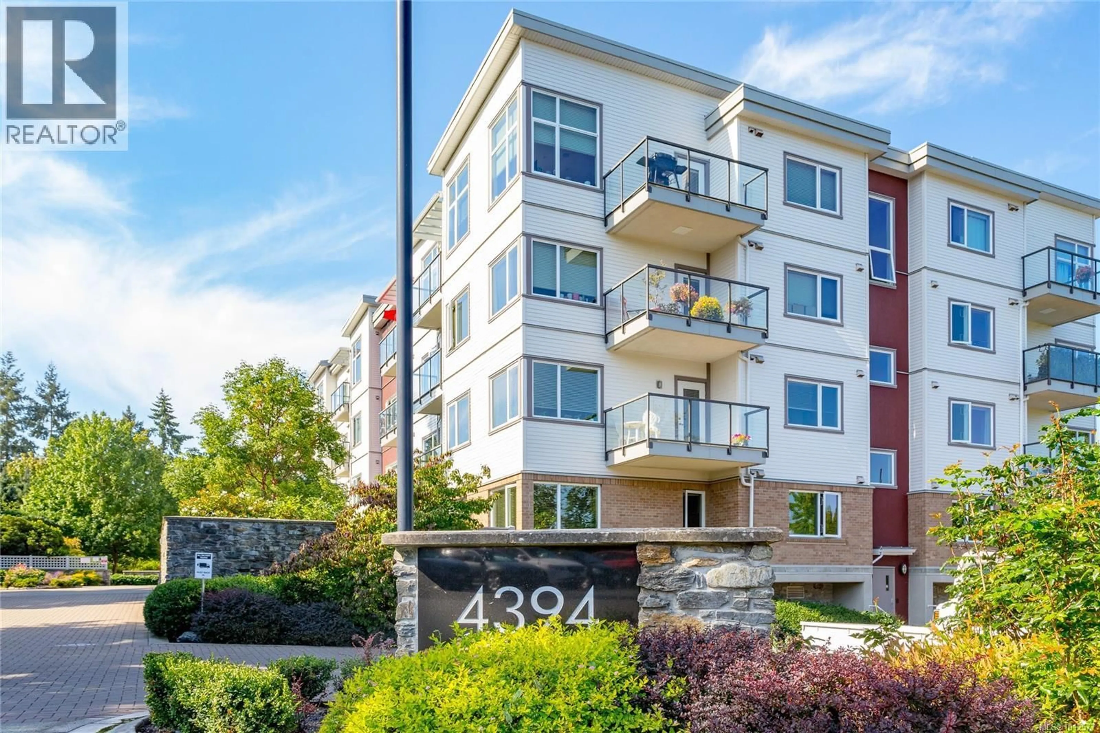 Unknown for 301 - 4394 WEST SAANICH ROAD, Saanich British Columbia V8Z0B5