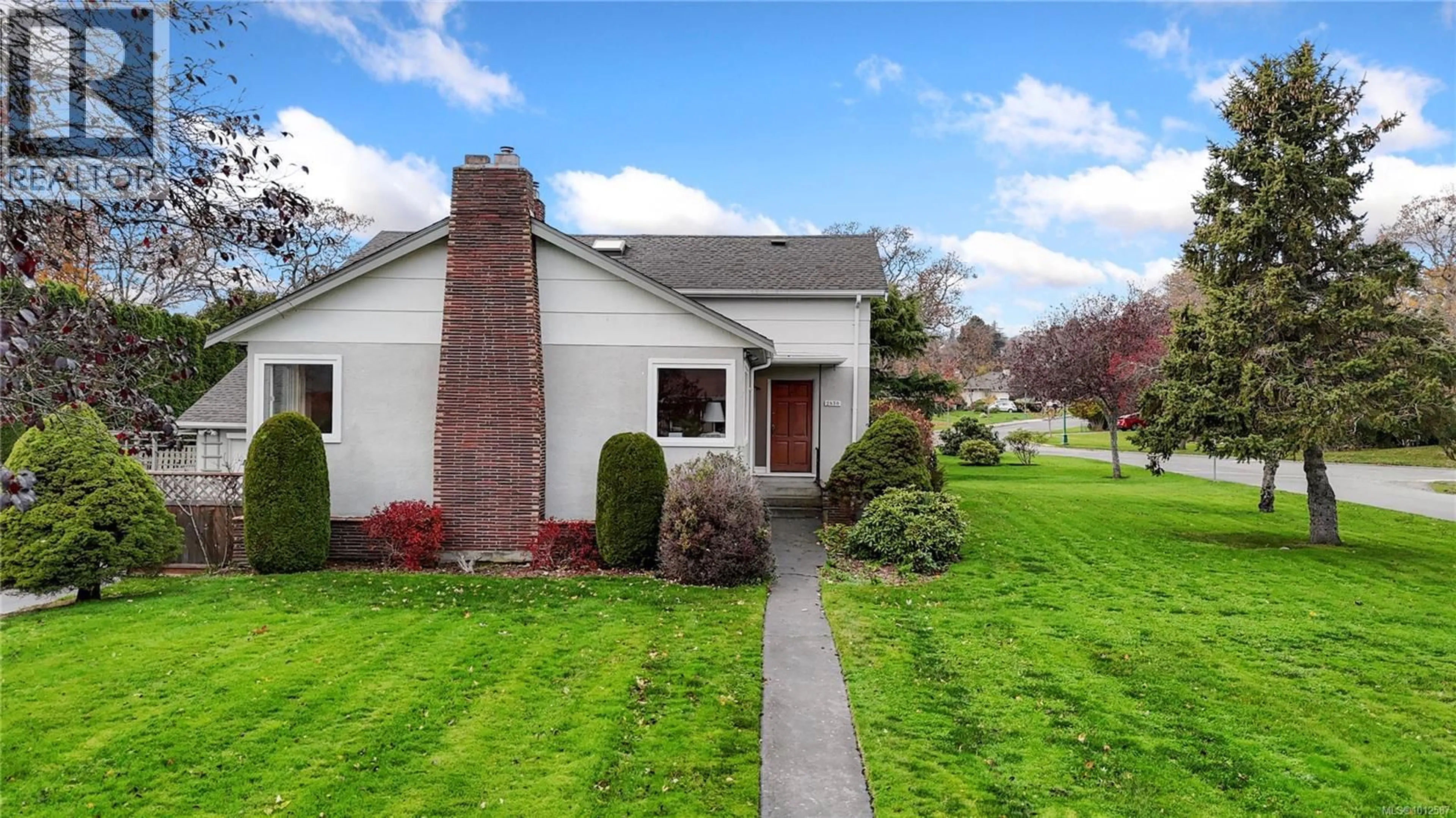Unknown for 2830 DUNLEVY STREET, Oak Bay British Columbia V8R5Z5