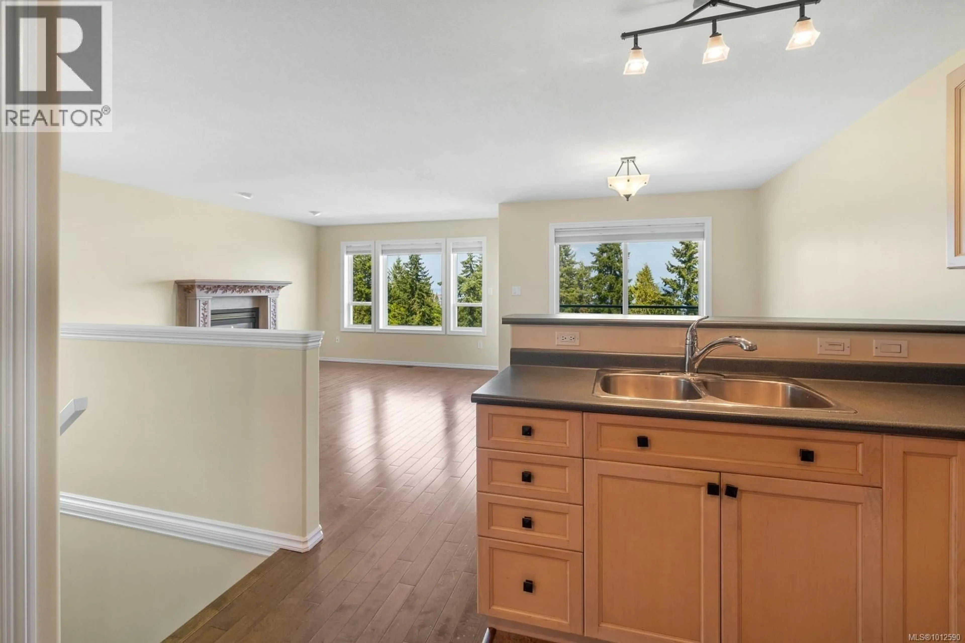 Open concept kitchen, unknown for 10185 VIEW STREET, Chemainus British Columbia V0R1K2
