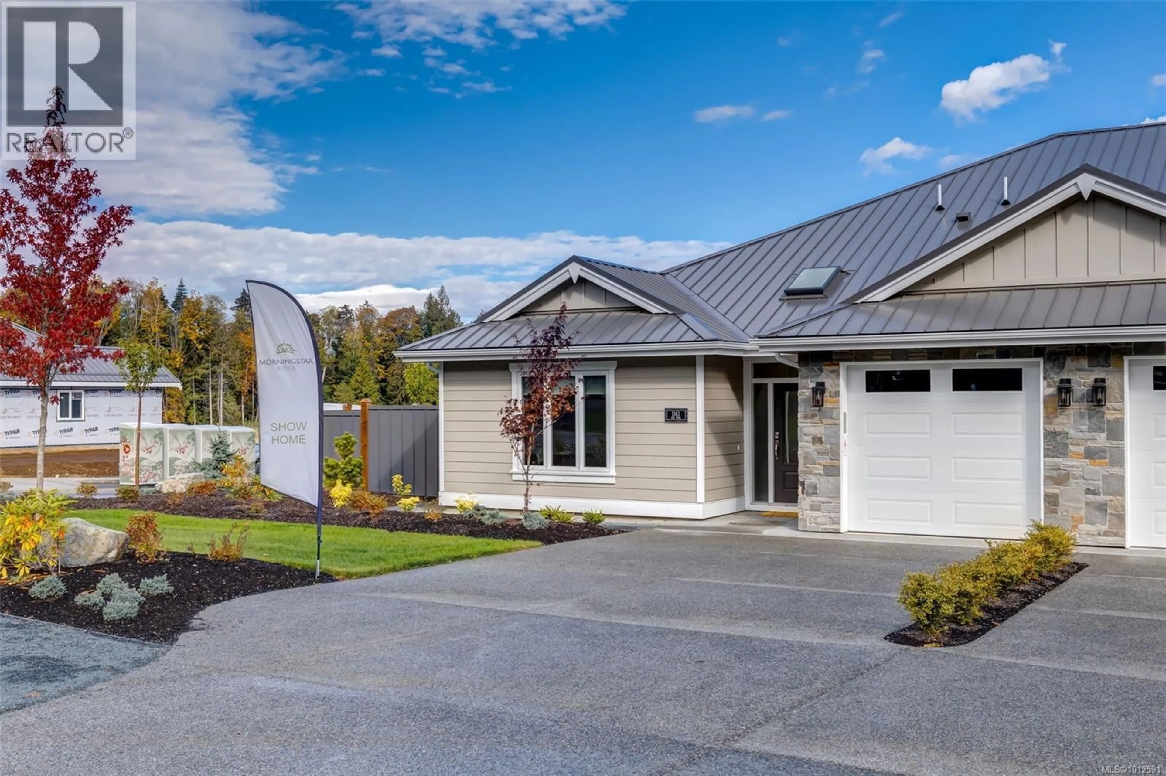 Home with vinyl exterior material, street for 1195 LEE ROAD, Parksville British Columbia V9P2L2