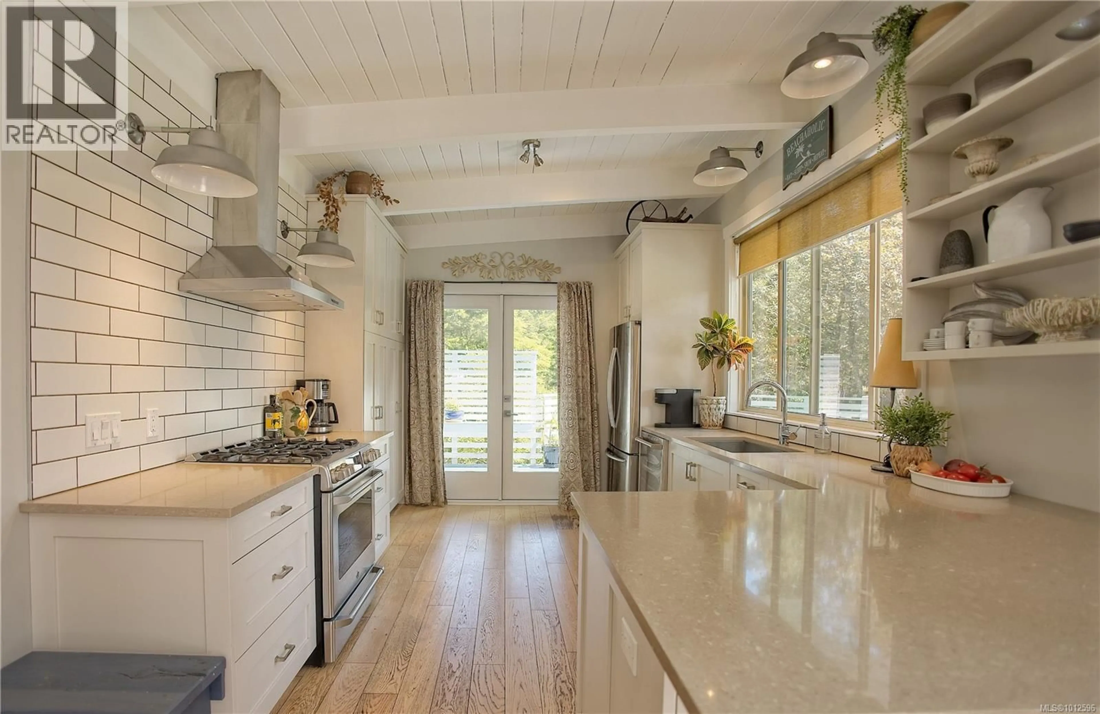 Open concept kitchen, unknown for 310 WOODLAND DRIVE, Salt Spring British Columbia V8K1J6