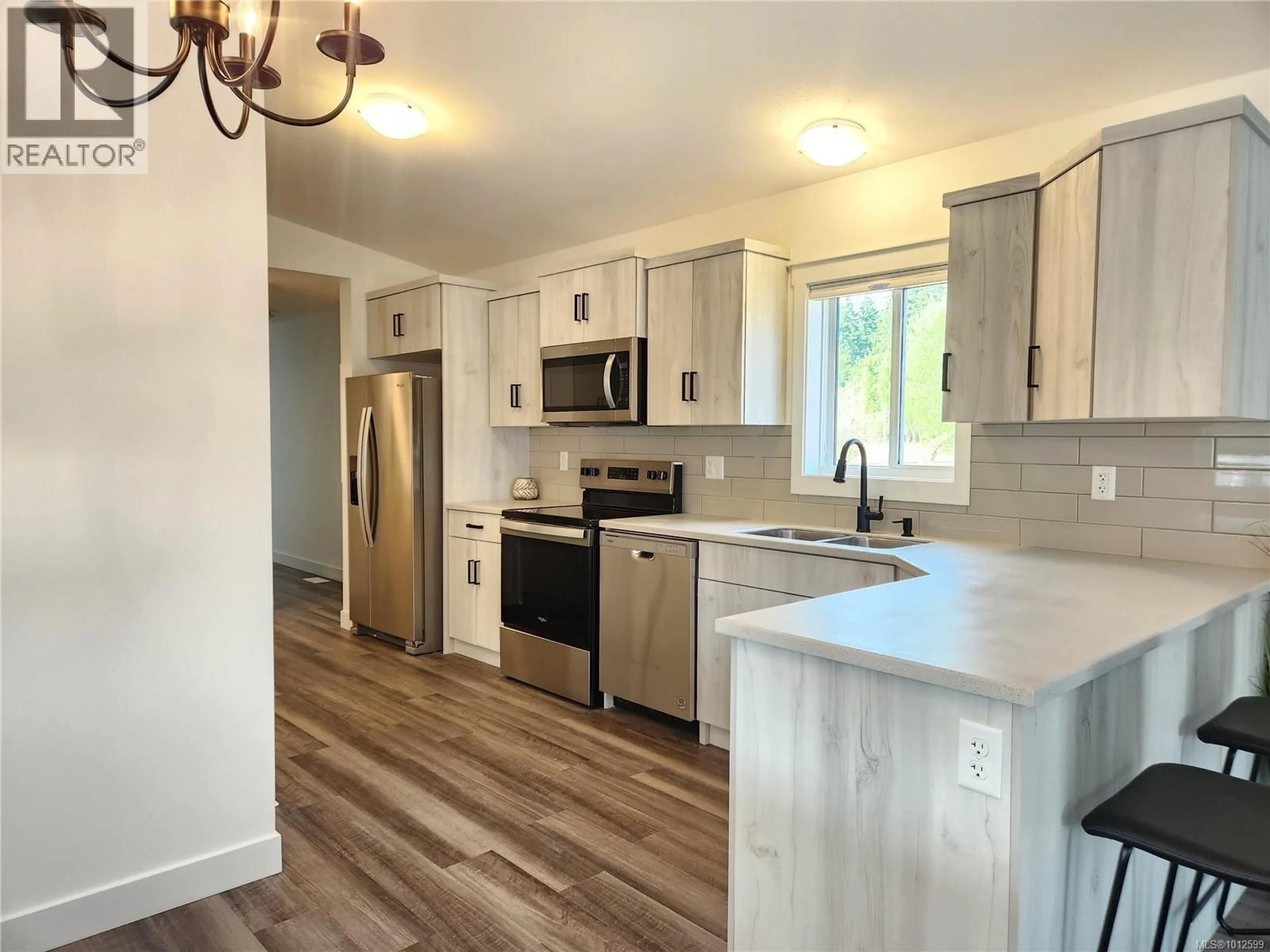 Open concept kitchen, unknown for 30 - 5555 GRANDVIEW ROAD, Port Alberni British Columbia V9Y8H5