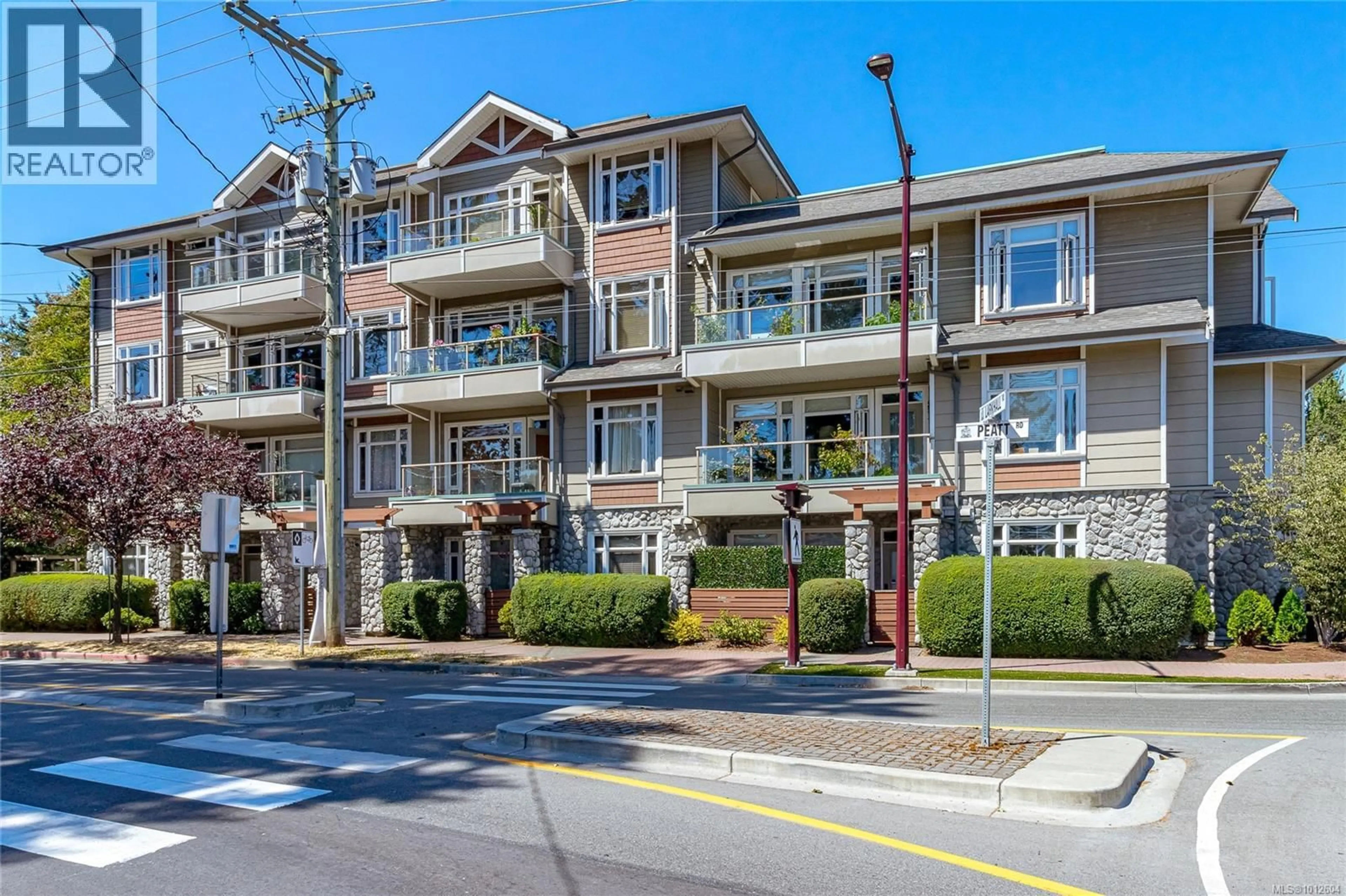 Patio, street for 301 - 2706 PEATT ROAD, Langford British Columbia V9B3V3