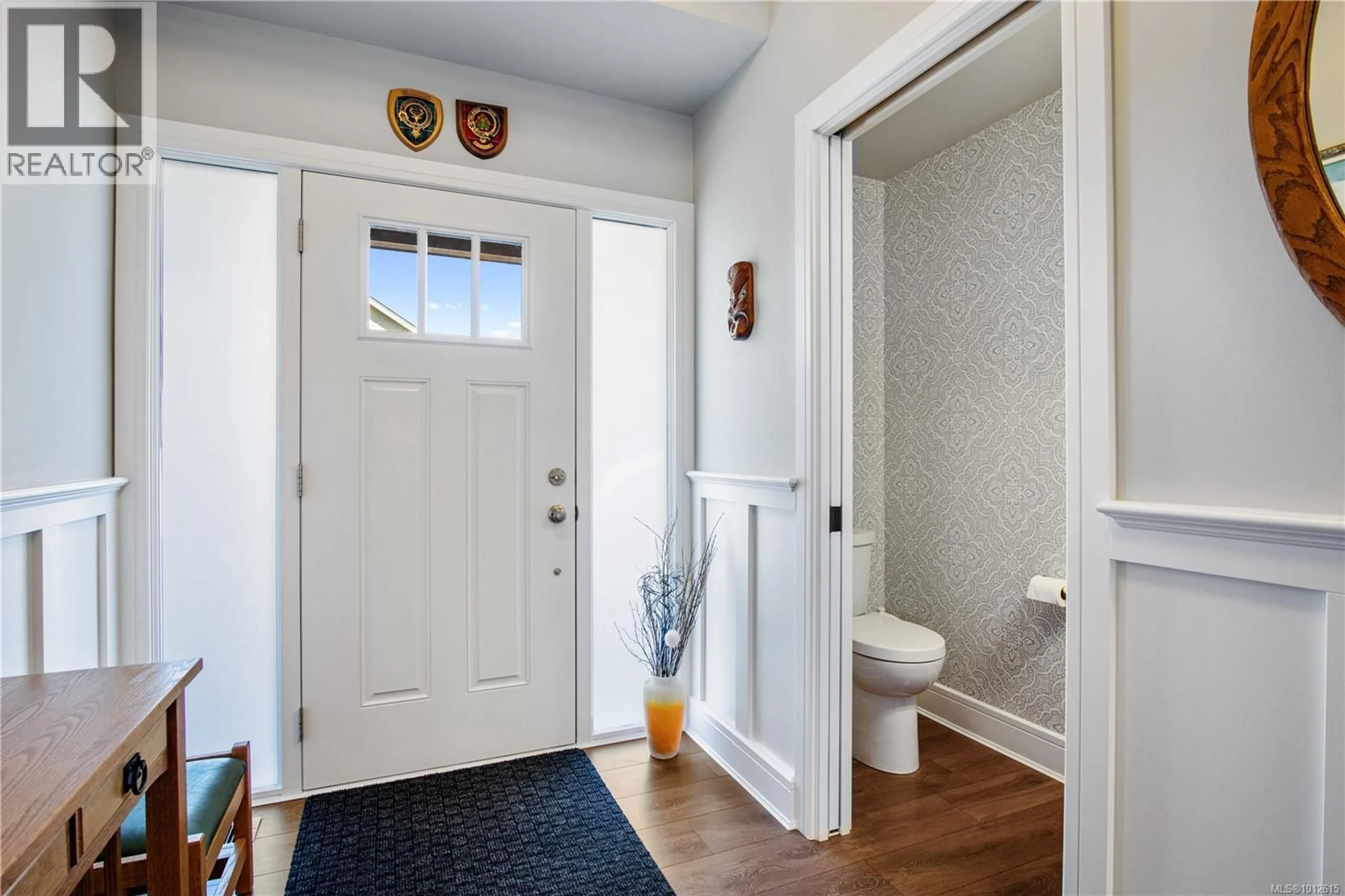 Indoor entryway for 1194 BOMBARDIER CRESCENT, Langford British Columbia V9B0R2
