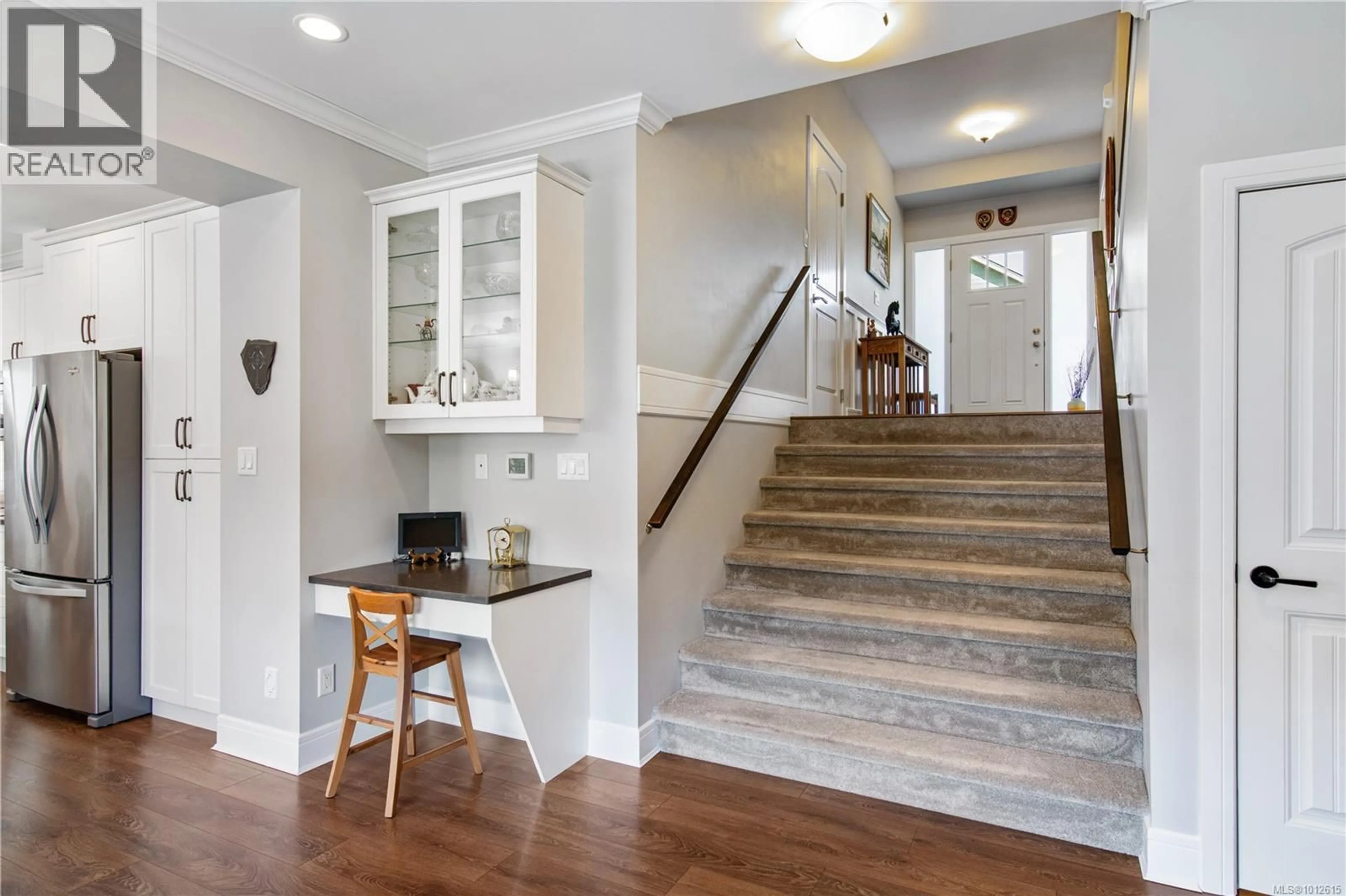 Indoor entryway for 1194 BOMBARDIER CRESCENT, Langford British Columbia V9B0R2