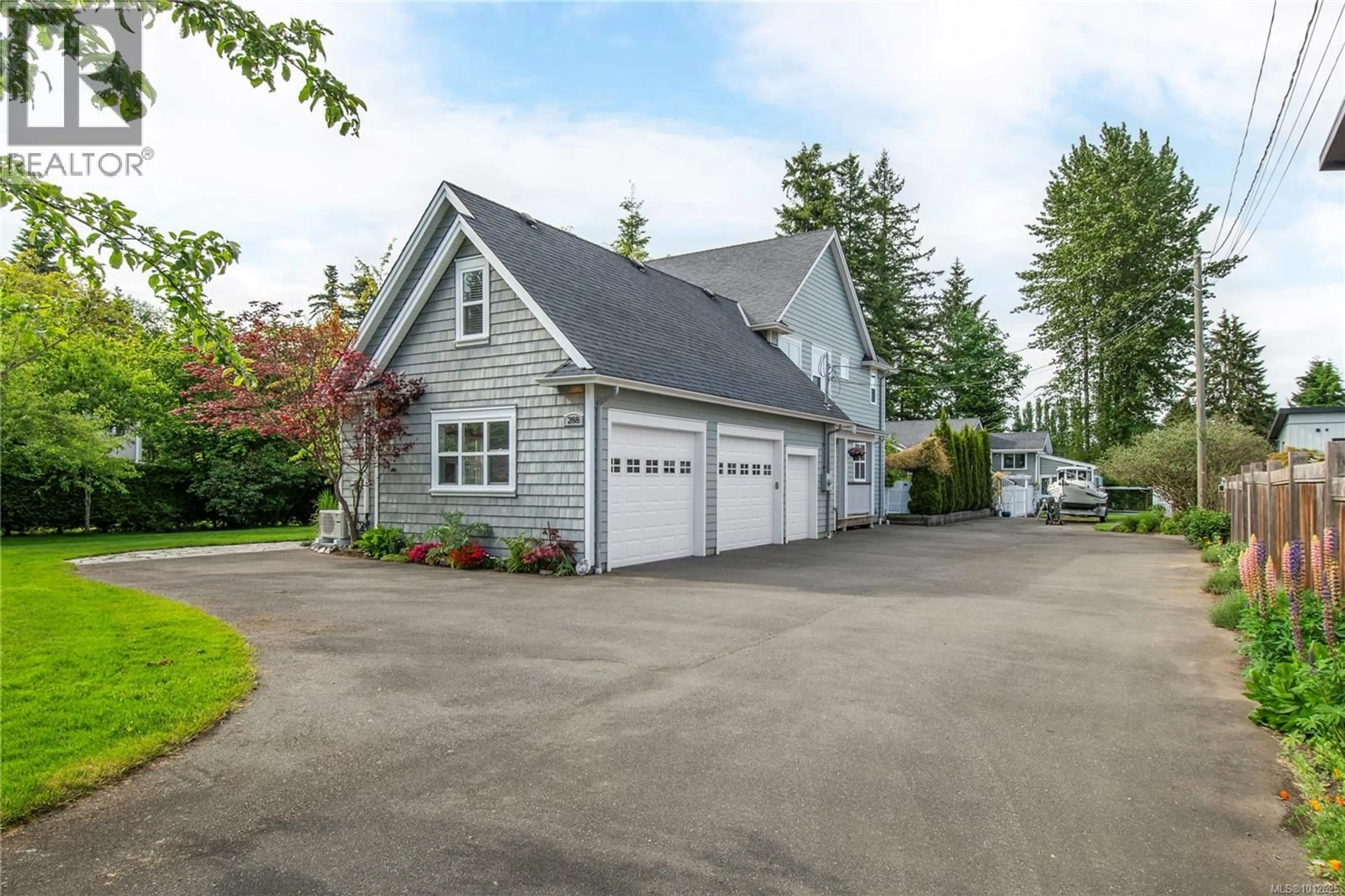 Indoor garage for 288 TWILLINGATE ROAD, Campbell River British Columbia V9W1V2