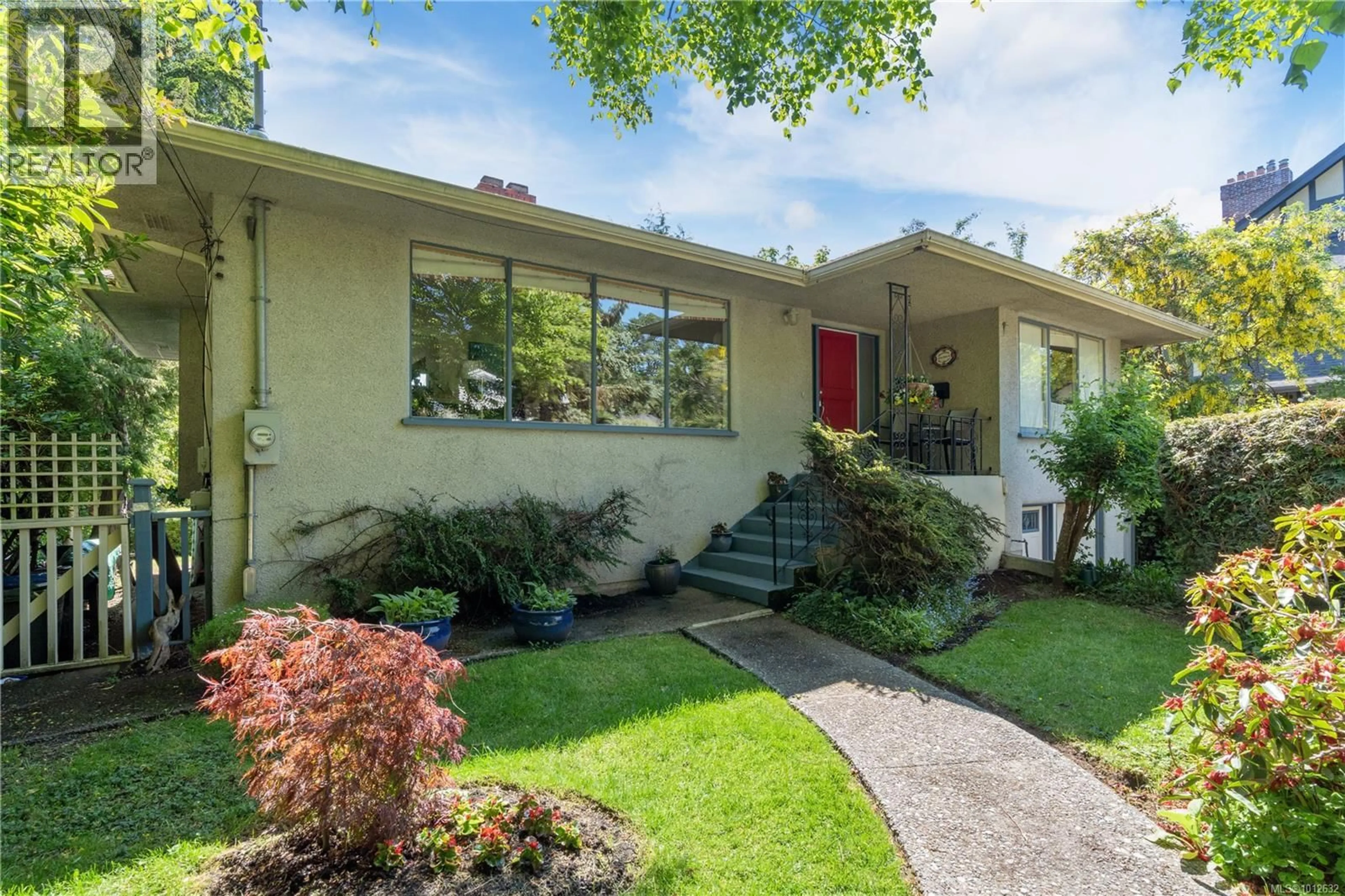 Unknown for 747 FALKLAND ROAD, Oak Bay British Columbia V8S4L9