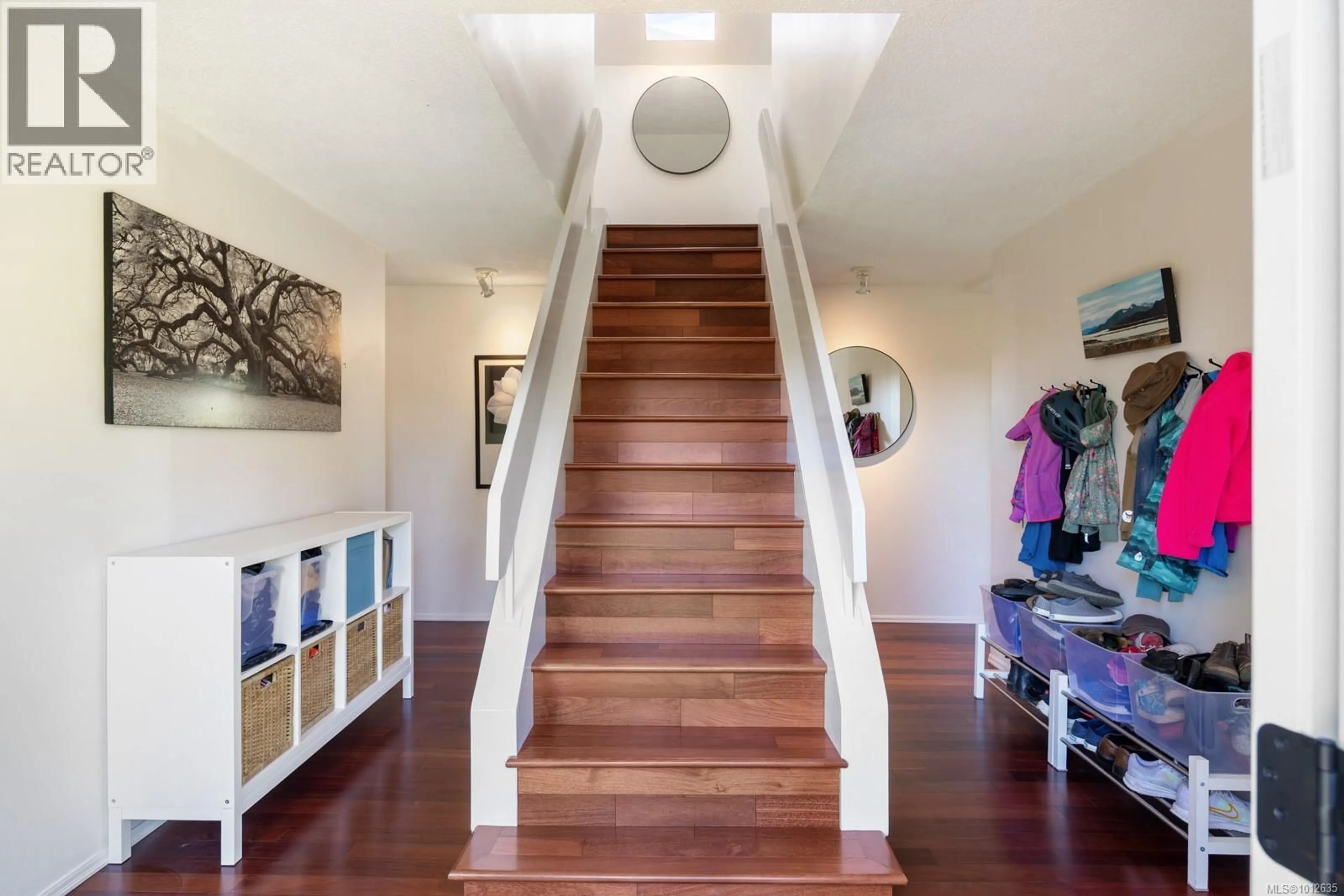 Indoor entryway for 1669 COTTONWOOD LANE, Comox British Columbia V9M2X1