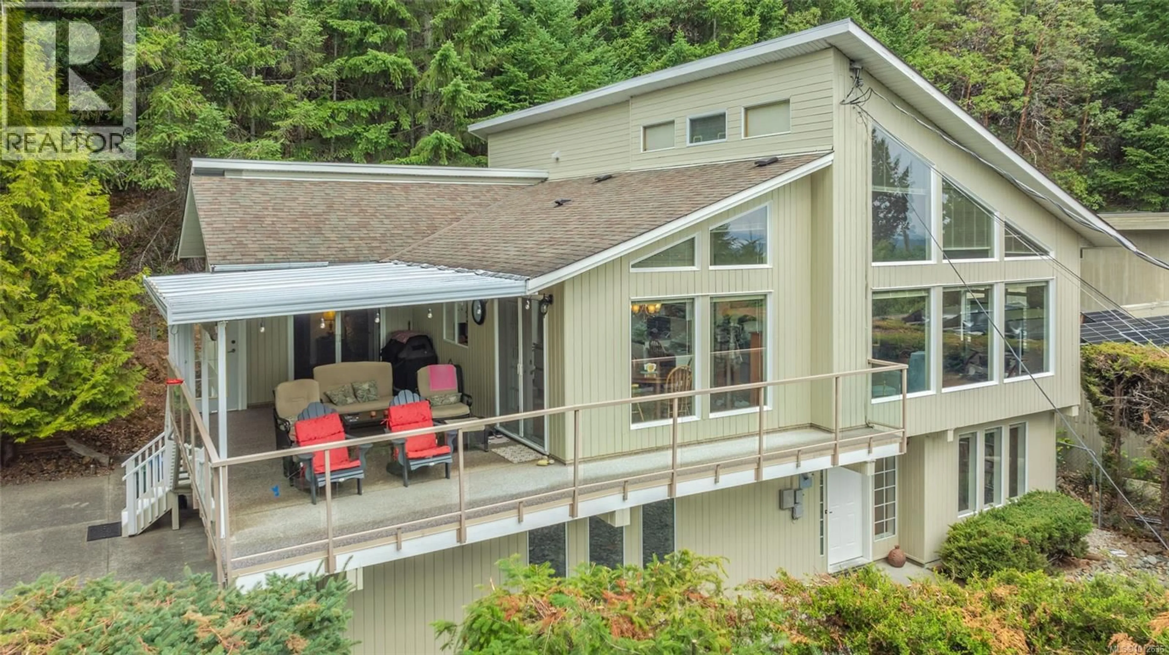 Home with vinyl exterior material, unknown for 3220 TELESCOPE TERRACE, Nanaimo British Columbia V9T4A9