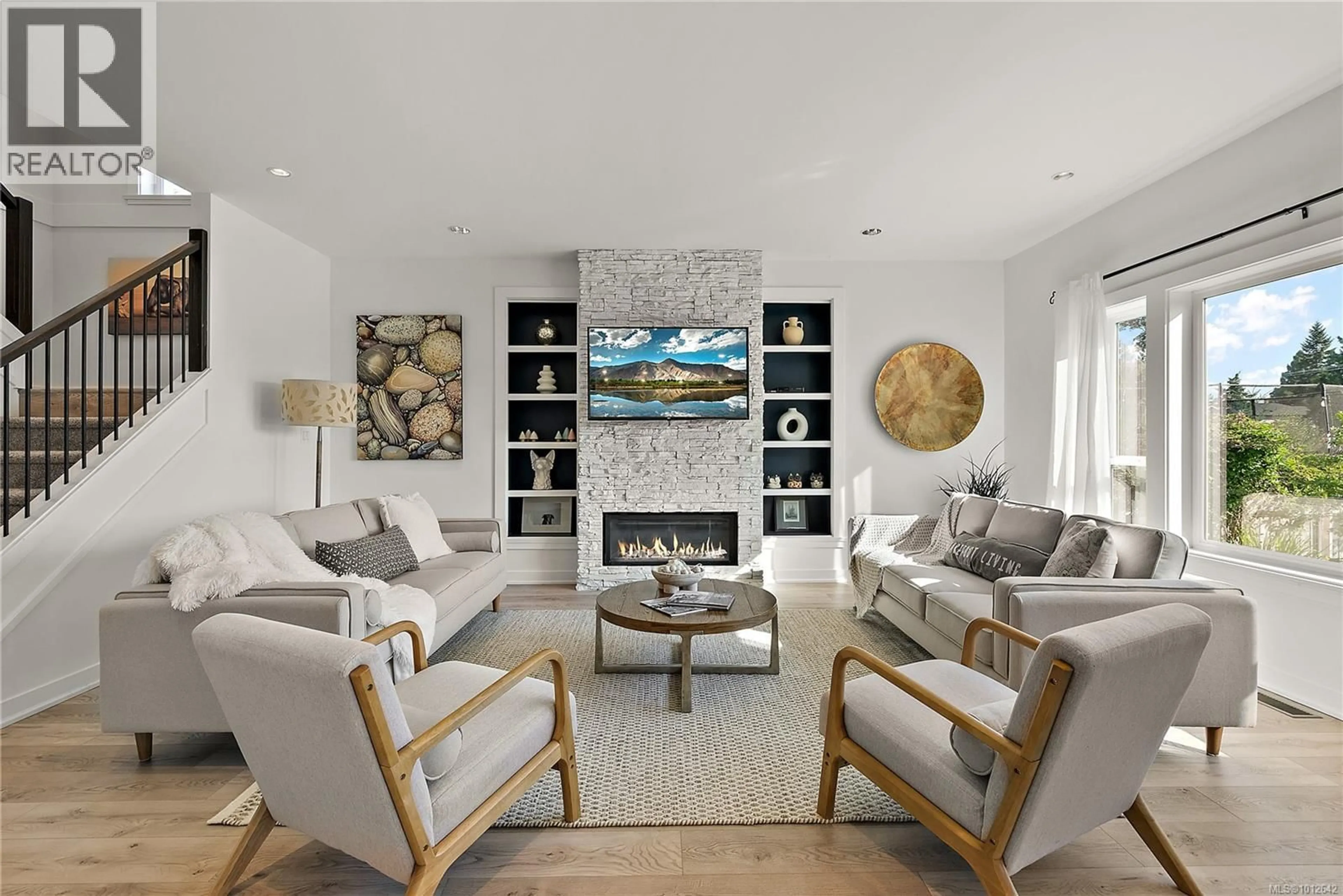 Living room with furniture, unknown for 3417 RESOLUTION WAY, Colwood British Columbia V9C0J1