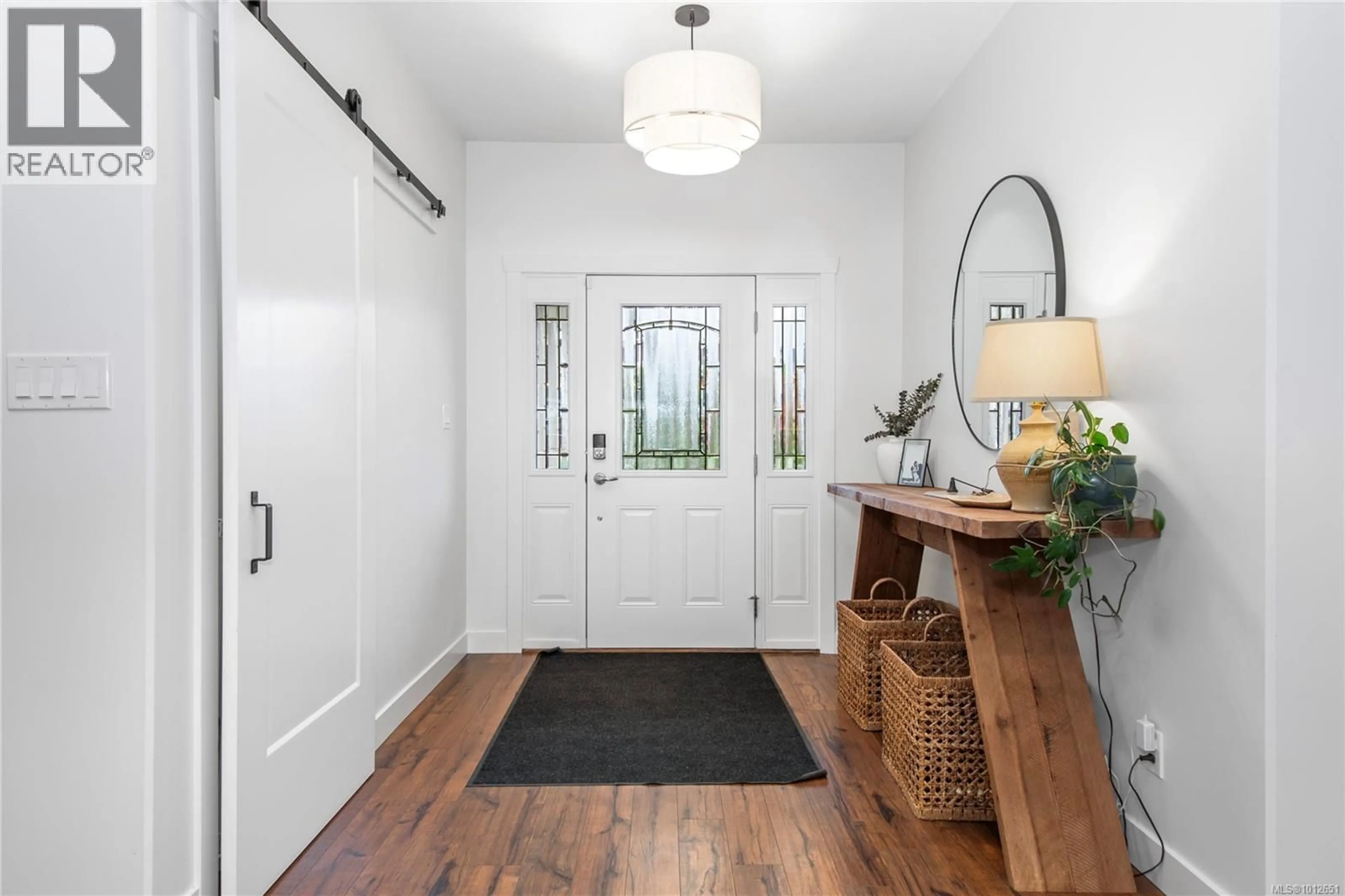 Indoor entryway for 391 SERENITY DRIVE, Campbell River British Columbia V9W0A6