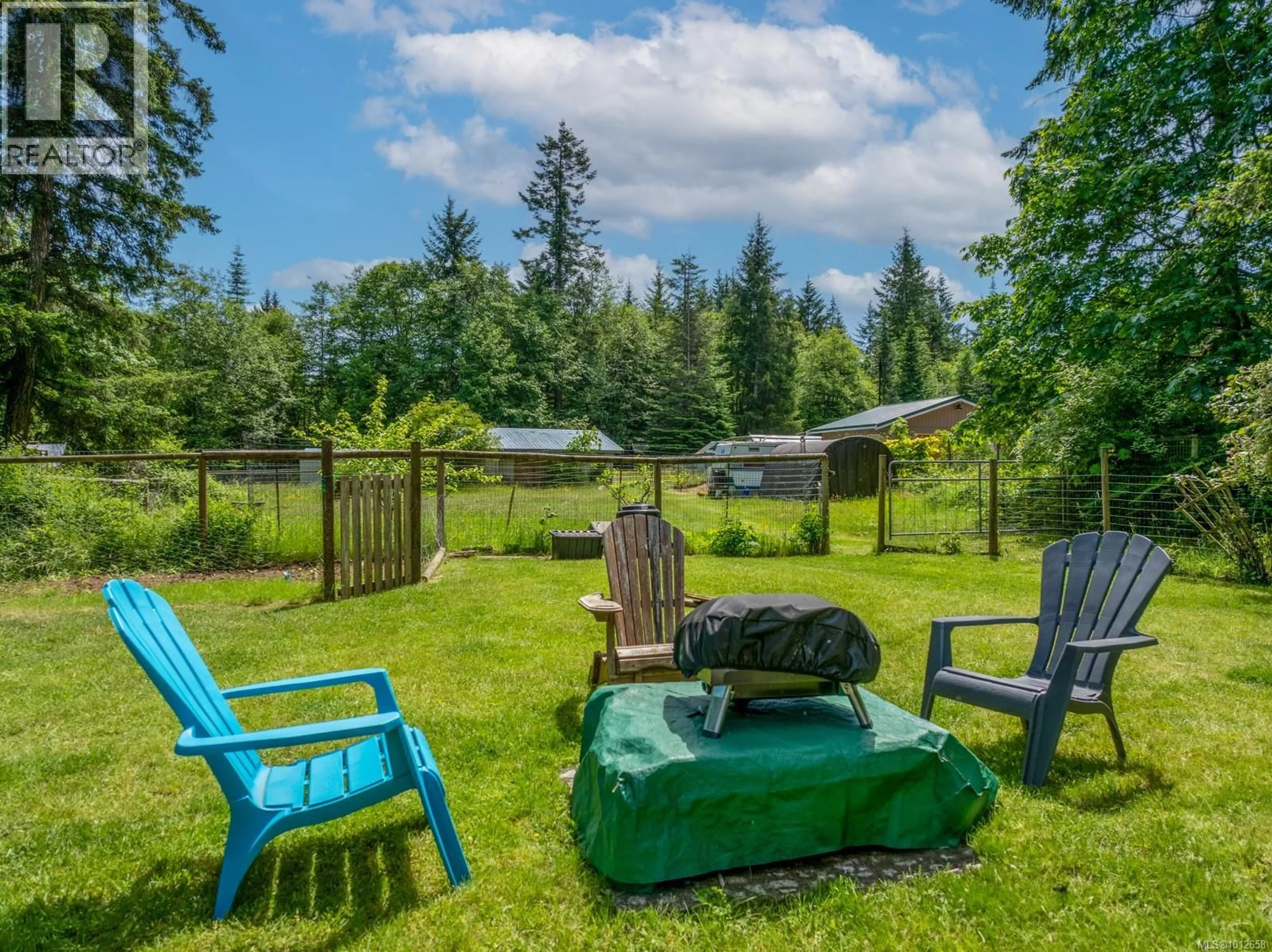 Patio, unknown for 3701 PIERCY ROAD, Courtenay British Columbia V9J1R7