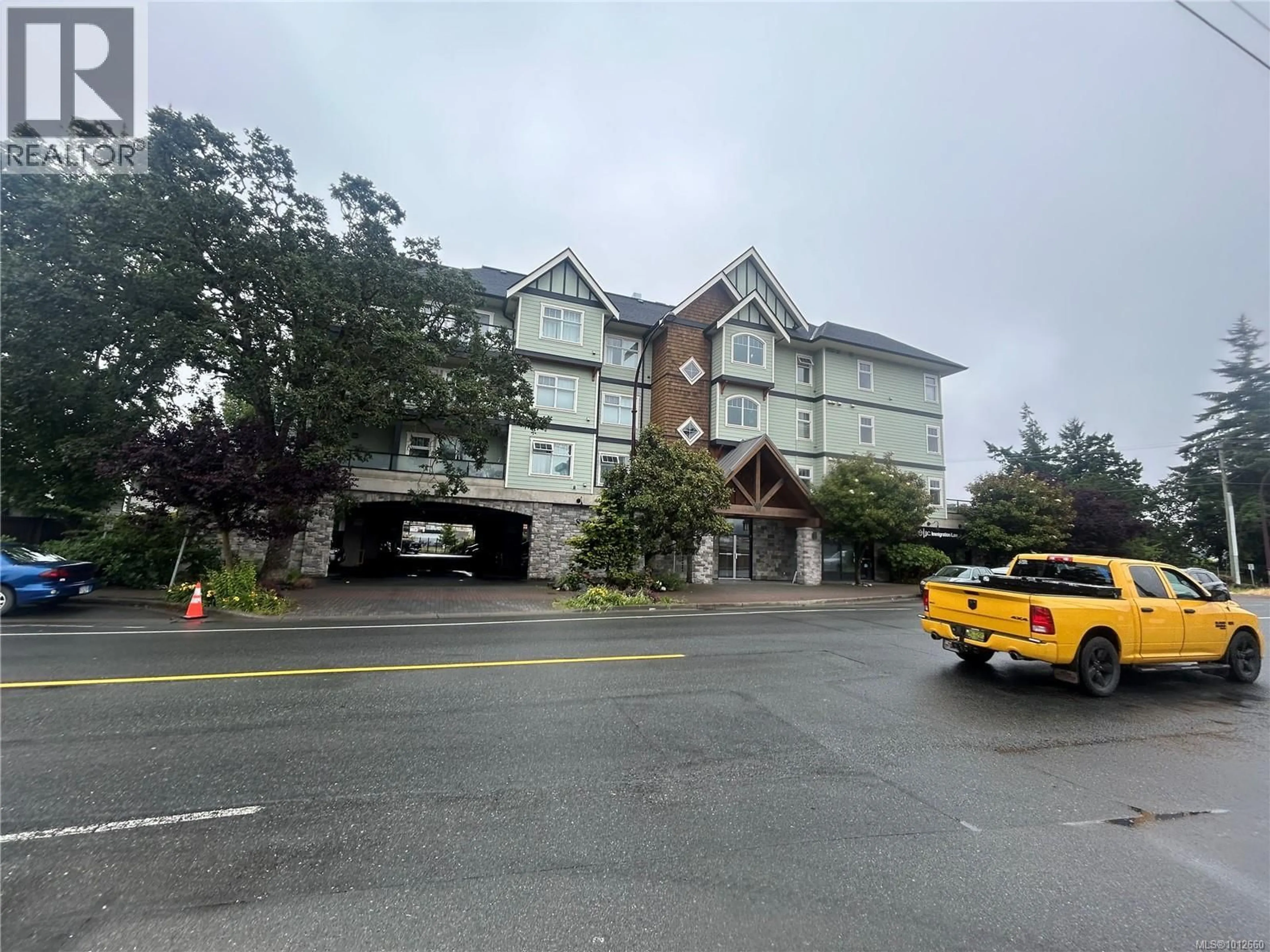 Blurry image for 203 - 2881 PEATT ROAD, Langford British Columbia V9B3V7