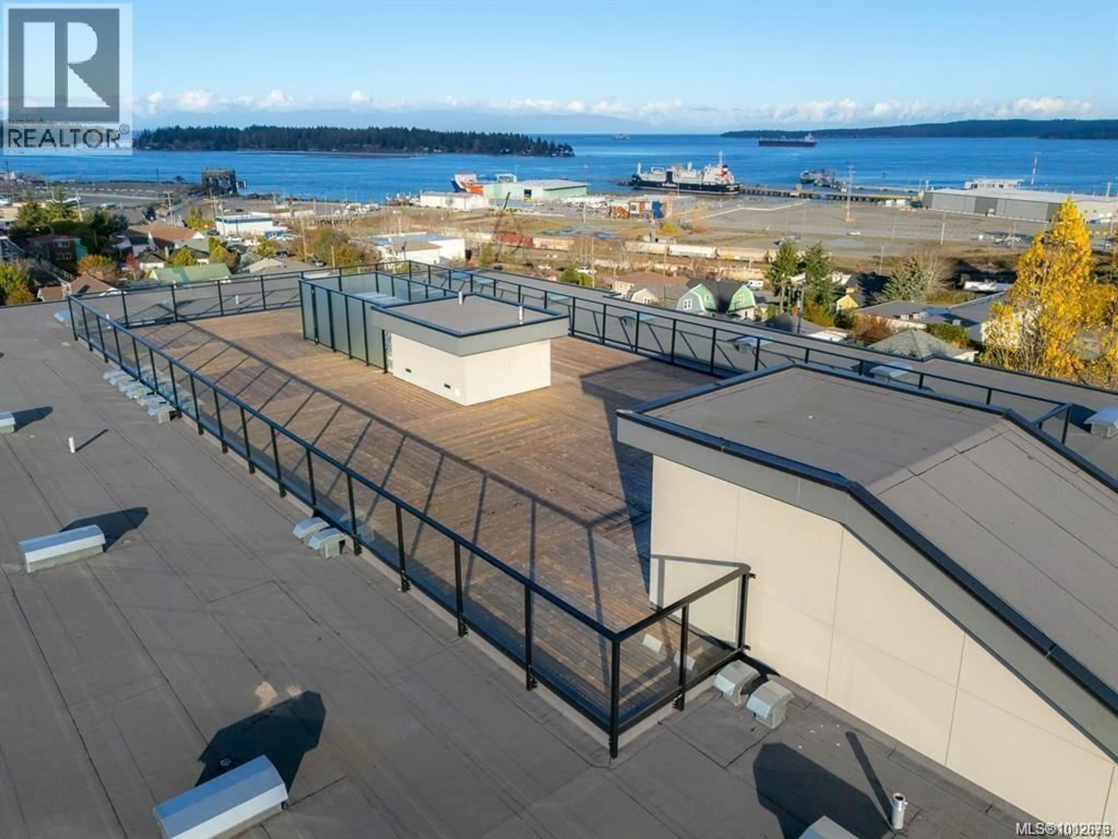 A pic from outside/outdoor area/front of a property/back of a property/a pic from drone, water/lake/river/ocean view for 201 - 119 HALIBURTON STREET, Nanaimo British Columbia V9R4V9