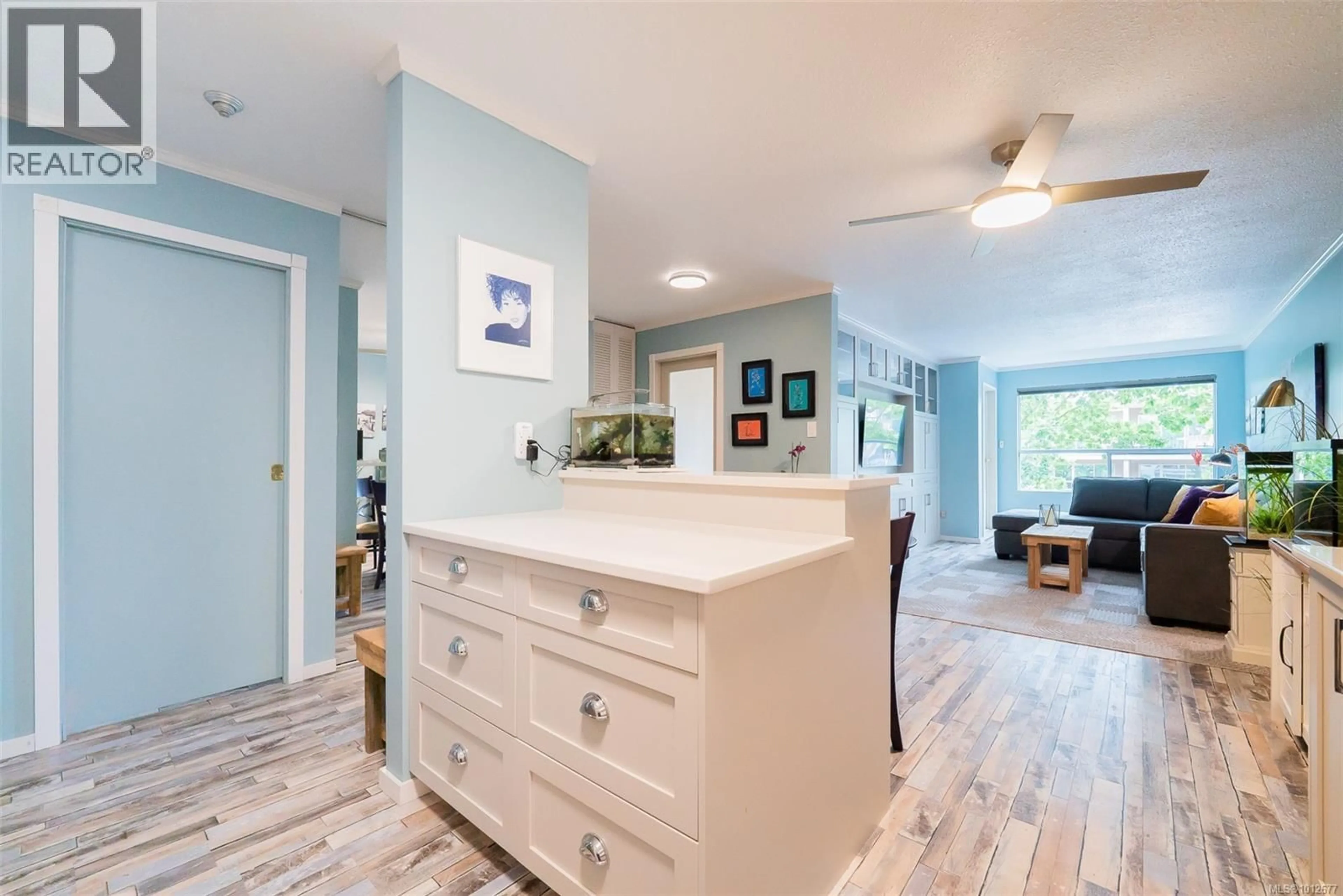 Open concept kitchen, unknown for 205 - 100 DAWES STREET, Nanaimo British Columbia V9S1A3