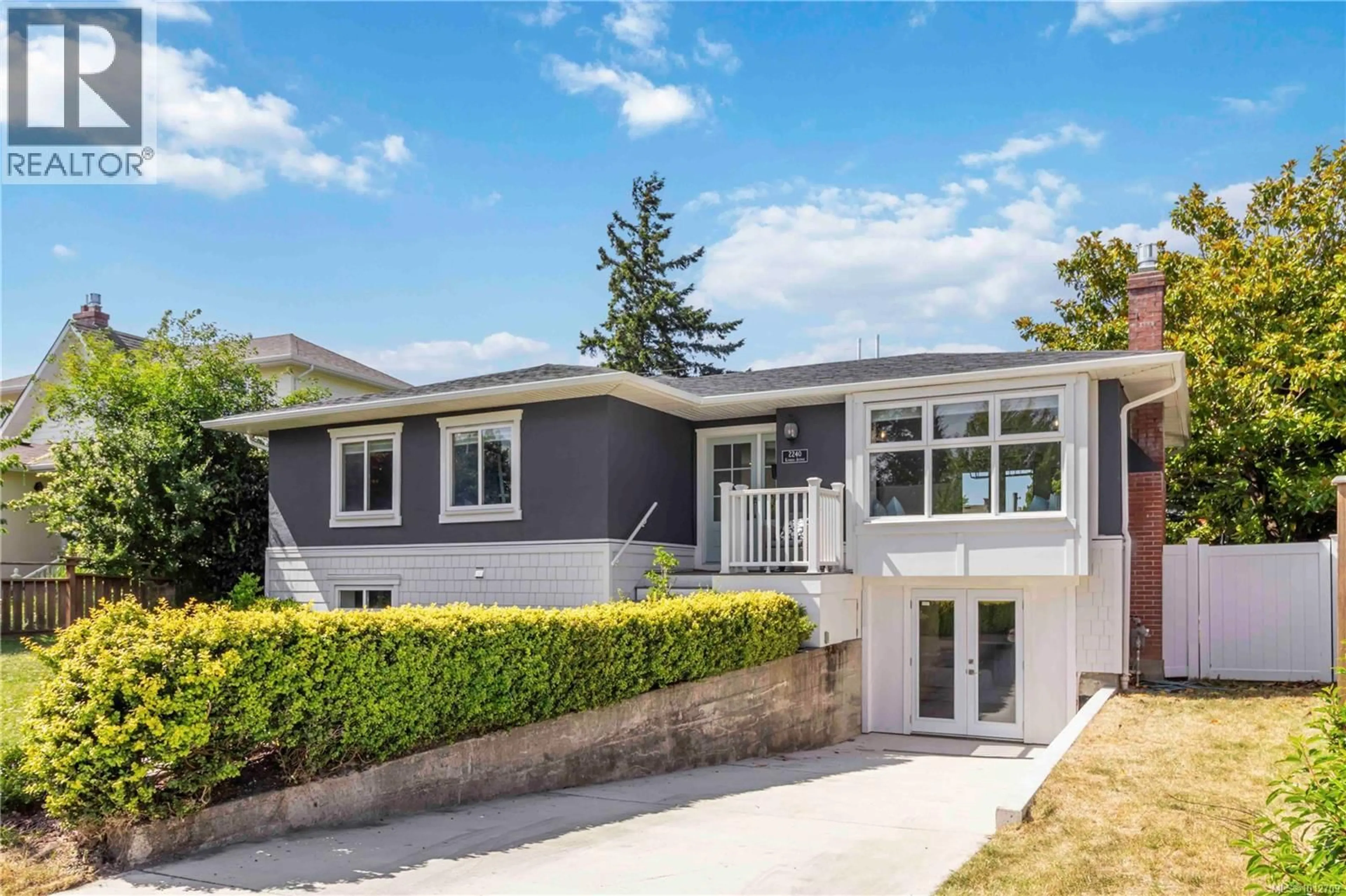 Home with vinyl exterior material, street for 2240 KINROSS AVENUE, Oak Bay British Columbia V8R2N5