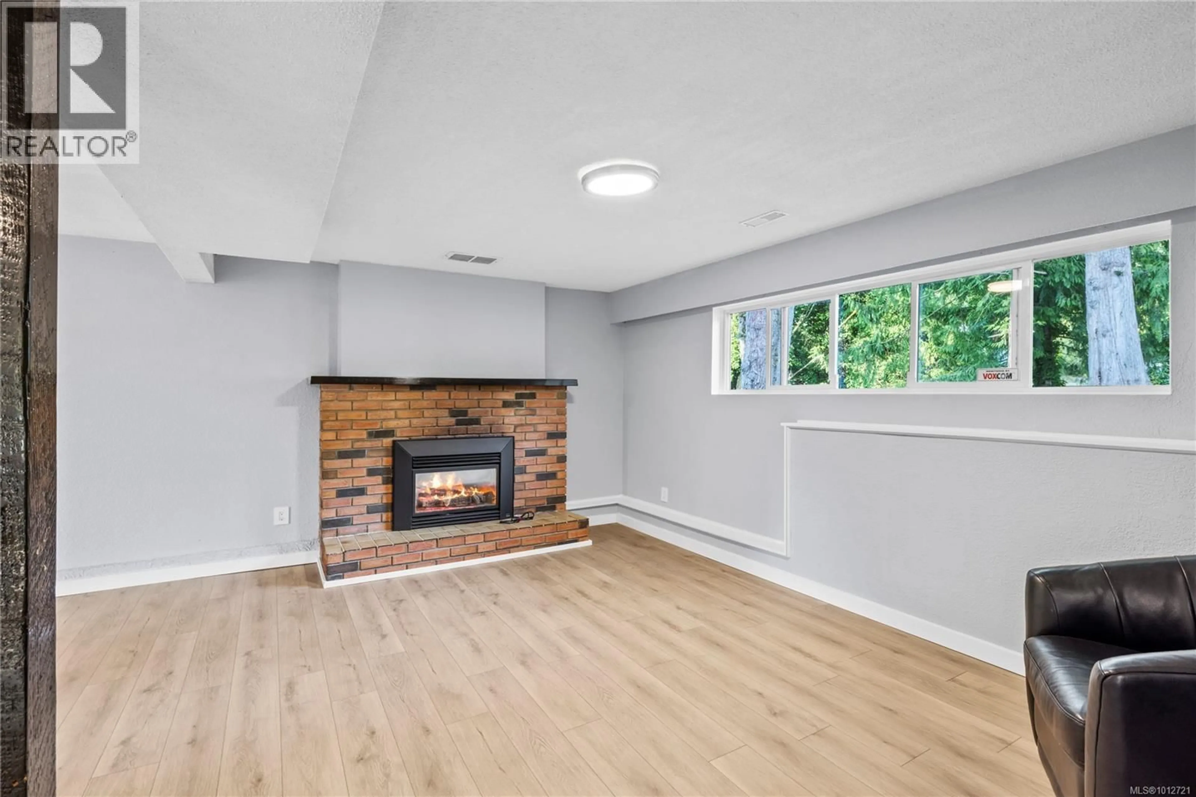 Unknown for 1942 CINNABAR DRIVE, Nanaimo British Columbia V9X1C3