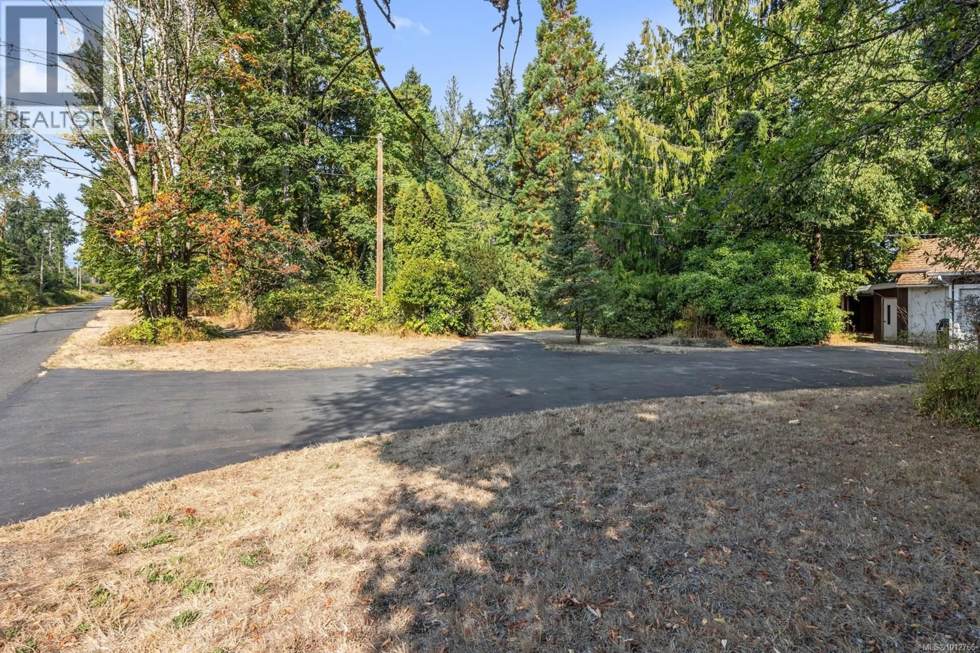 Patio, forest/trees view for 3264 LOCKWELL ROAD, Courtenay British Columbia V9N9P4