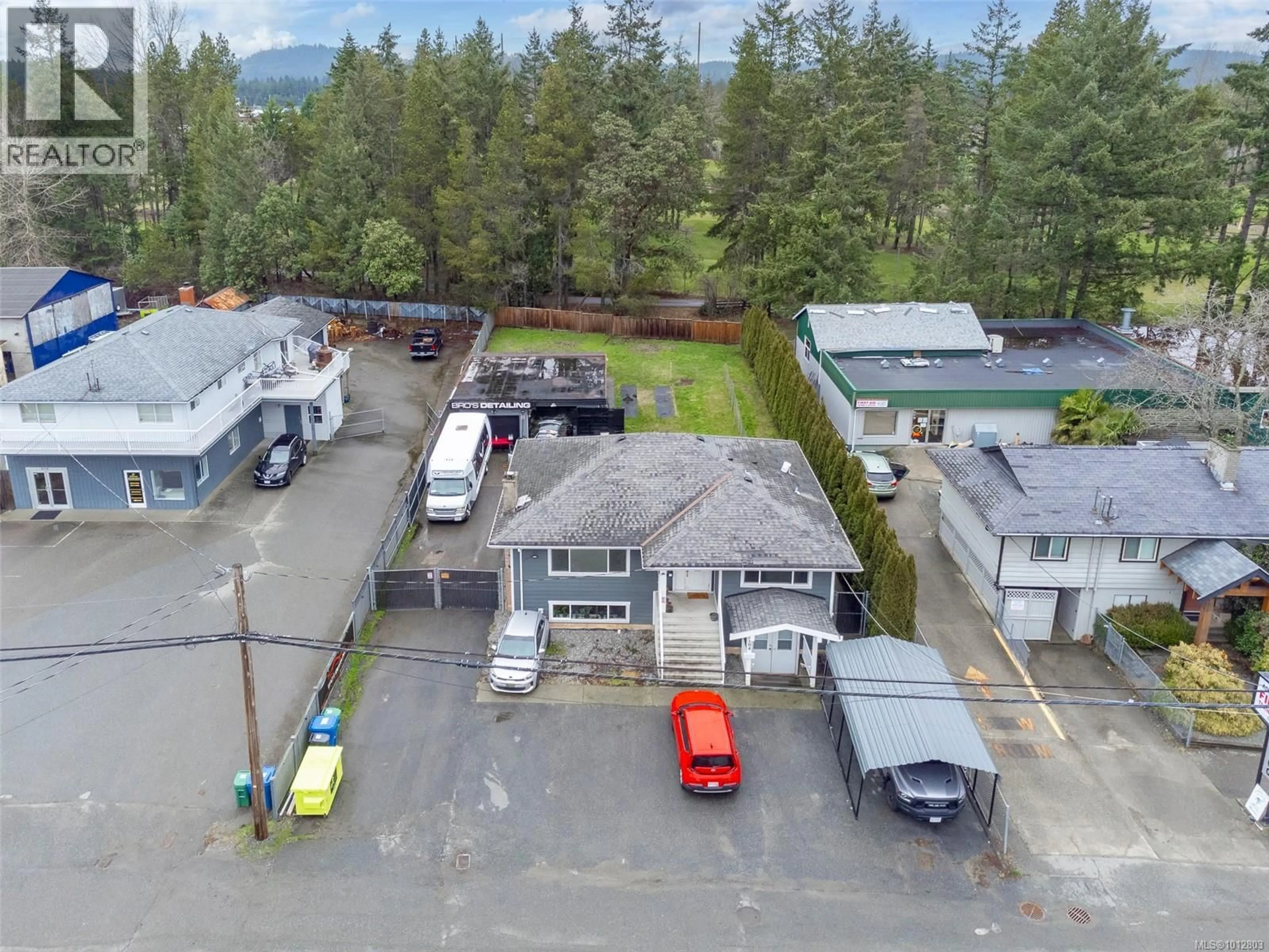 A pic from outside/outdoor area/front of a property/back of a property/a pic from drone, unknown for 2104 NORTHFIELD ROAD, Nanaimo British Columbia V9S3B9