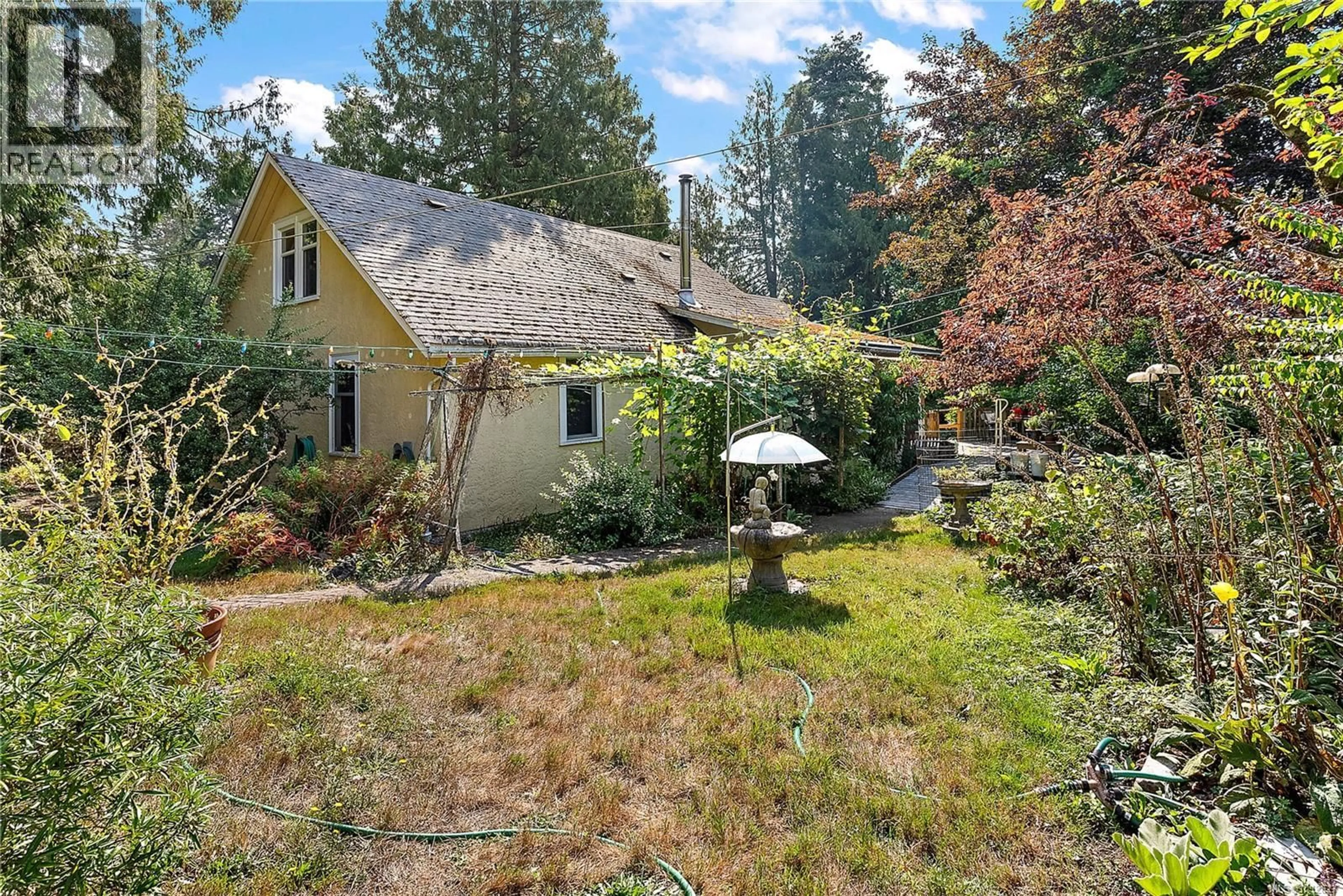 A pic from outside/outdoor area/front of a property/back of a property/a pic from drone, street for 1720 SWARTZ BAY ROAD, North Saanich British Columbia V8L5R2