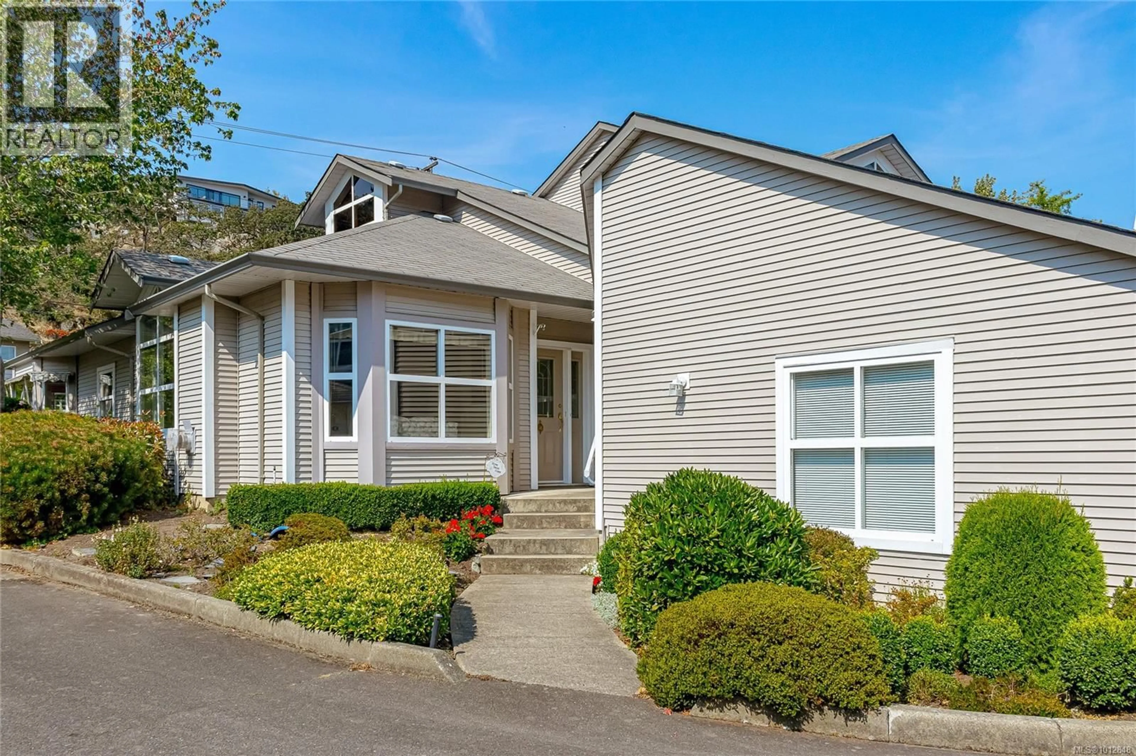 Home with vinyl exterior material, street for 7 - 3633 CEDAR HILL ROAD, Saanich British Columbia V8T0A2